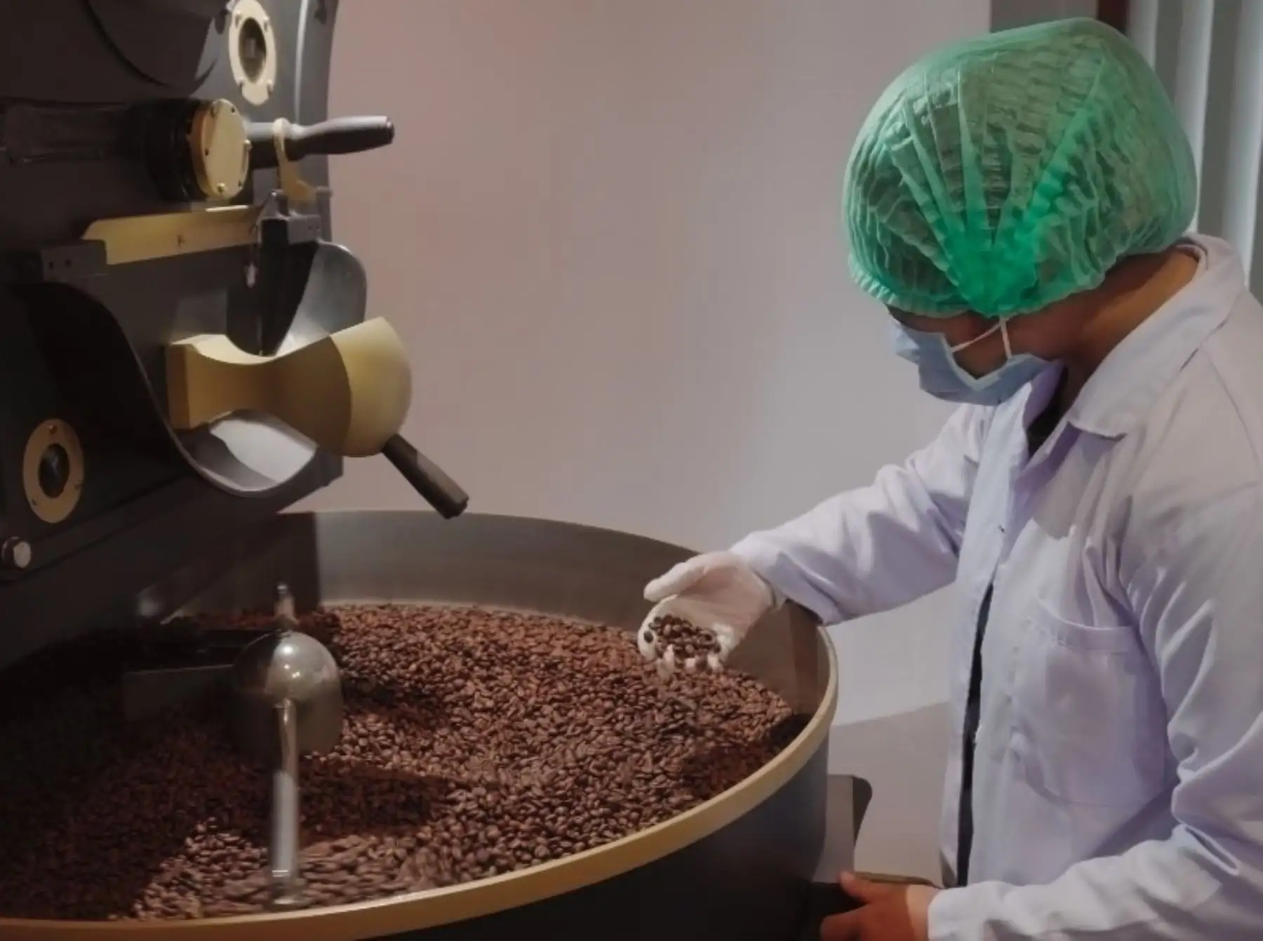 Conoce las normas técnicas peruanas y guías especializadas elaboradas por Inacal para impulsar la calidad en la cadena de valor del café peruano. ANDINA/Difusión