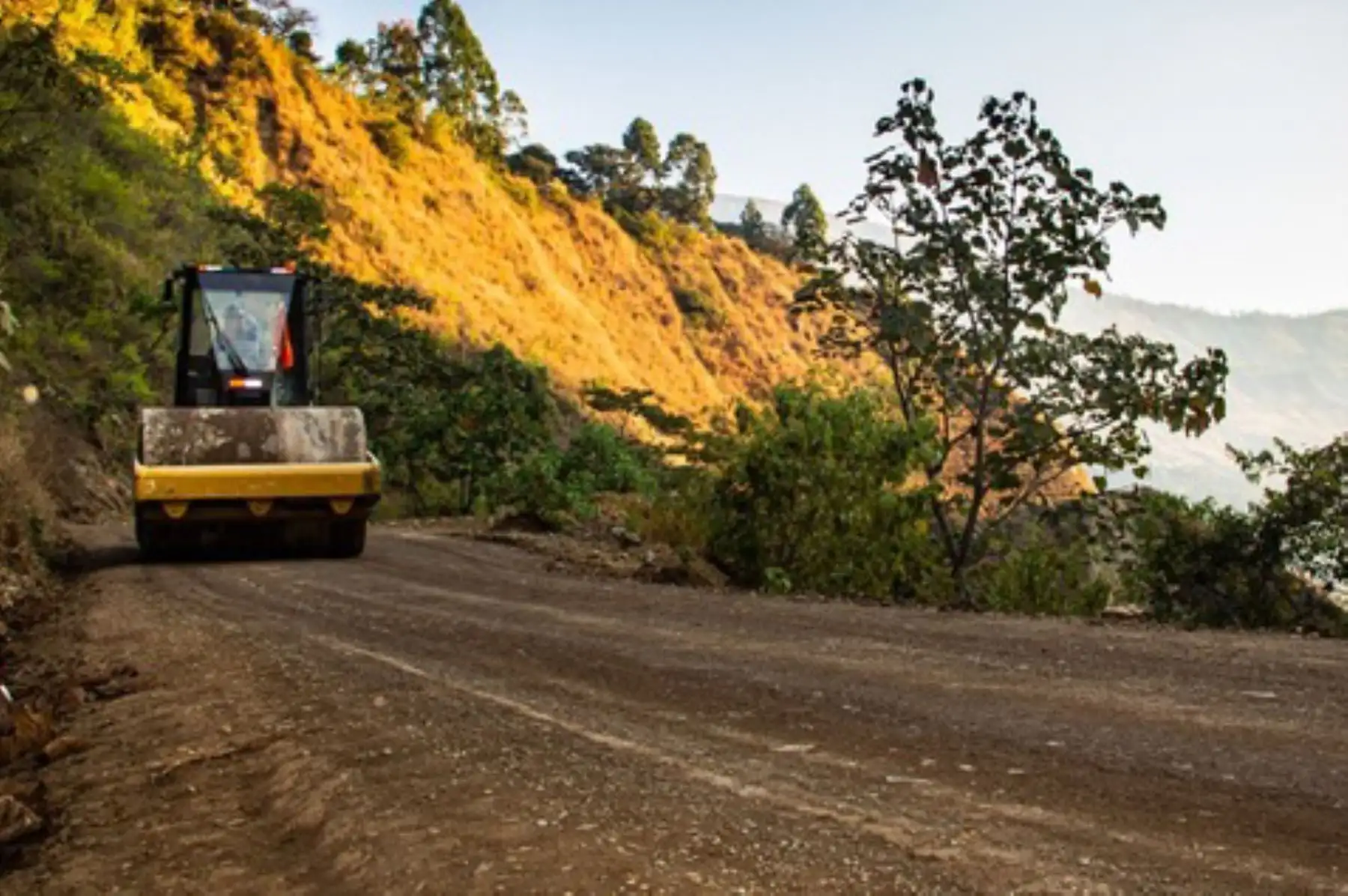 La obra beneficiará a un total de 700 familias de cinco comunidades des distrito de Inkawasi, en la selva de la región Cusco. Foto: ANDINA/Devida