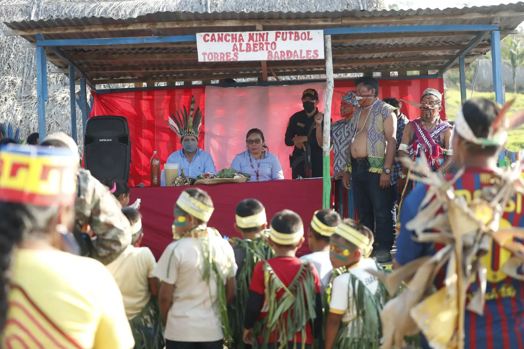 Presidente Pedro Castillo, junto con los ministros de Transportes, Vivienda y de Economía, tuvieron encuentro con pobladores de Purús en la región Ucayali. Foto: ANDINA/Presidencia Perú