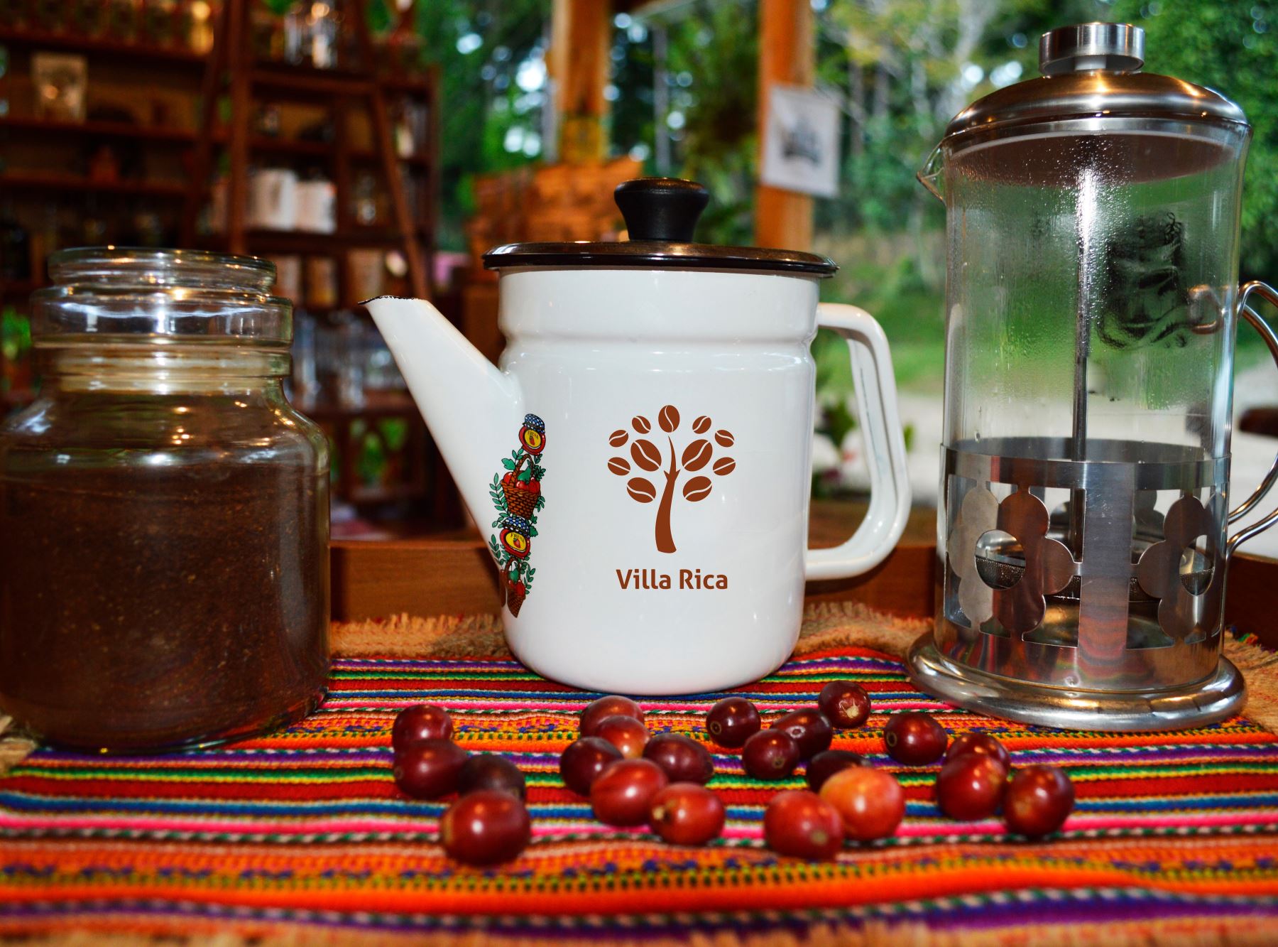 Productores de café de Villa Rica, en Pasco, arriban a Lima para participar de la ExpoCafé Villa Rica 2021 y ofrecer las mejores varieddes de su aromático producto.
