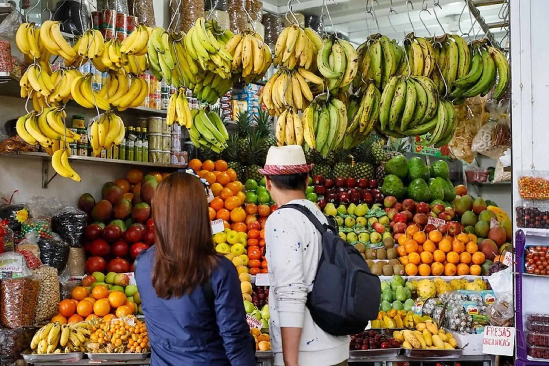 Mercado de abastos, frutería. Cortesía Produce