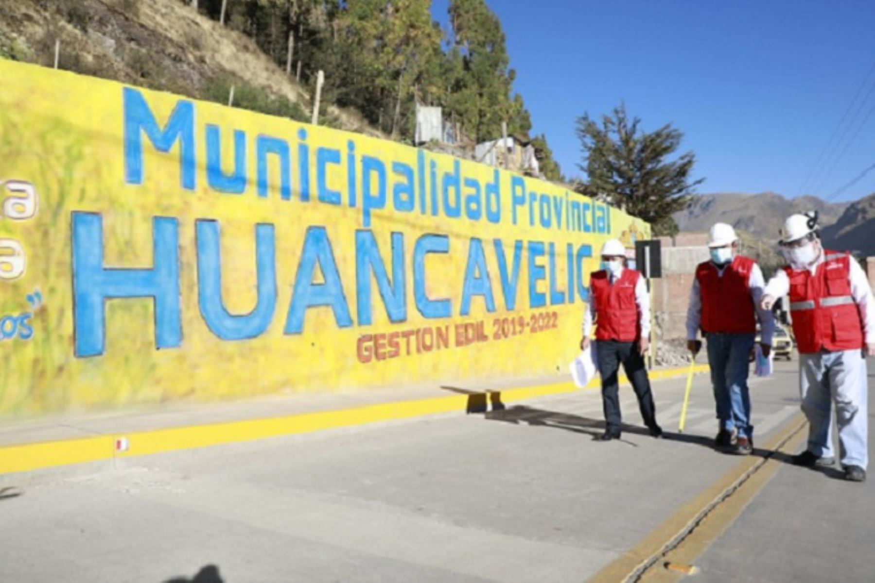 La Contraloría abrió la nueva sede de la Gerencia Regional de Control en Huancavelica, construida mediante un convenio con el Banco Interamericano de Desarrollo (BID).