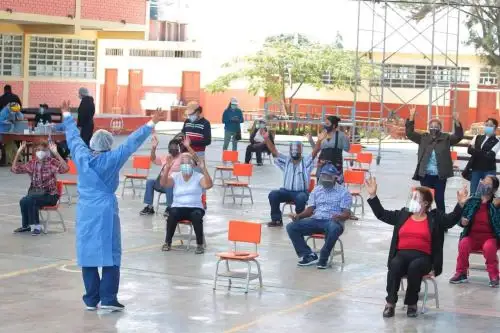 Los adultos de 40 a 48 años en Áncash serán vacunados contra la covid-19 este fin de semana. Foto: ANDINA/Difusión