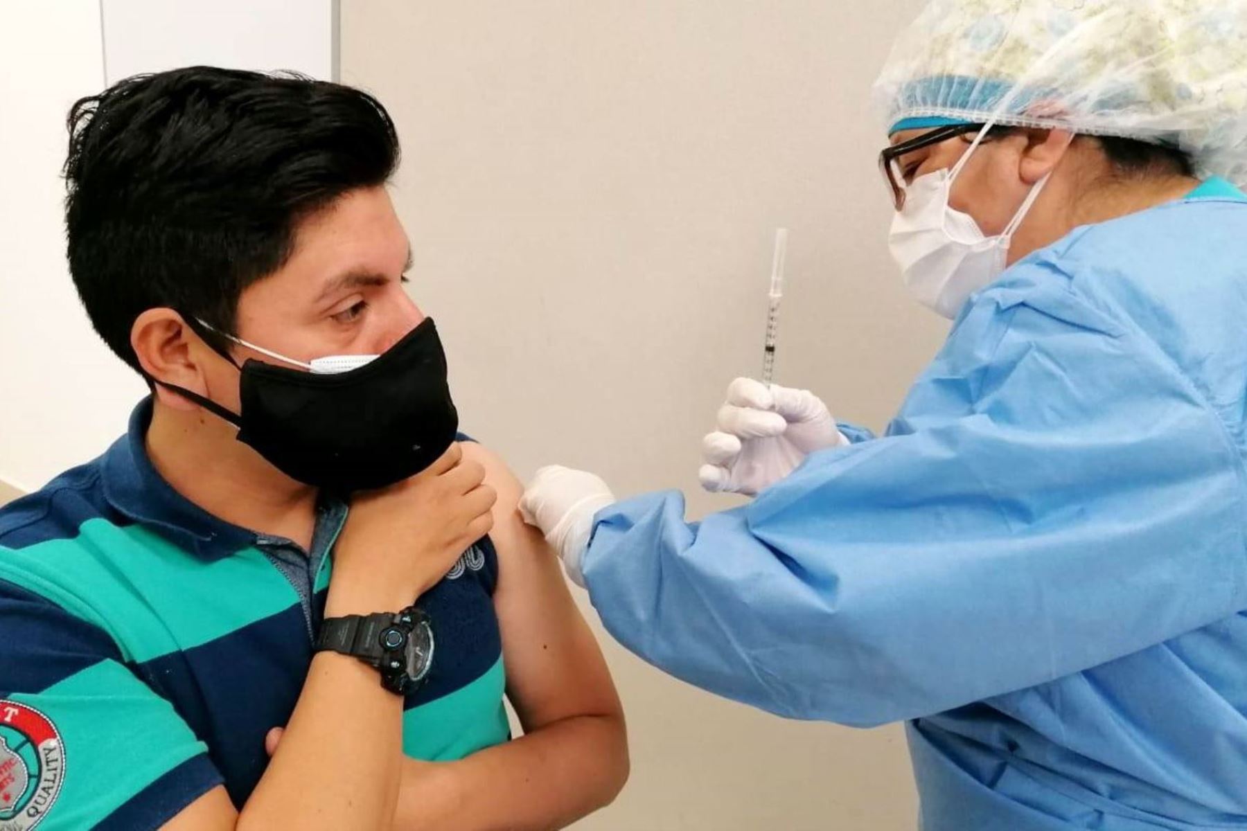 Covid-19: Minsa vacunará a 355,000 personas de 36 y 37 años en Lima y Callao. Foto: ANDINA/difusión.