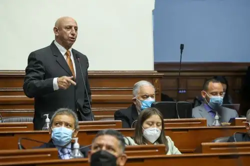 Al no trasladar la responsabilidad de la seguridad ciudadana de la PNP a las FF. AA., resaltó el congresista de Renovación Popular, se evitan malas interpretaciones sobre las responsabilidades de cada una de las fuerzas. Foto: ANDINA/difusión.