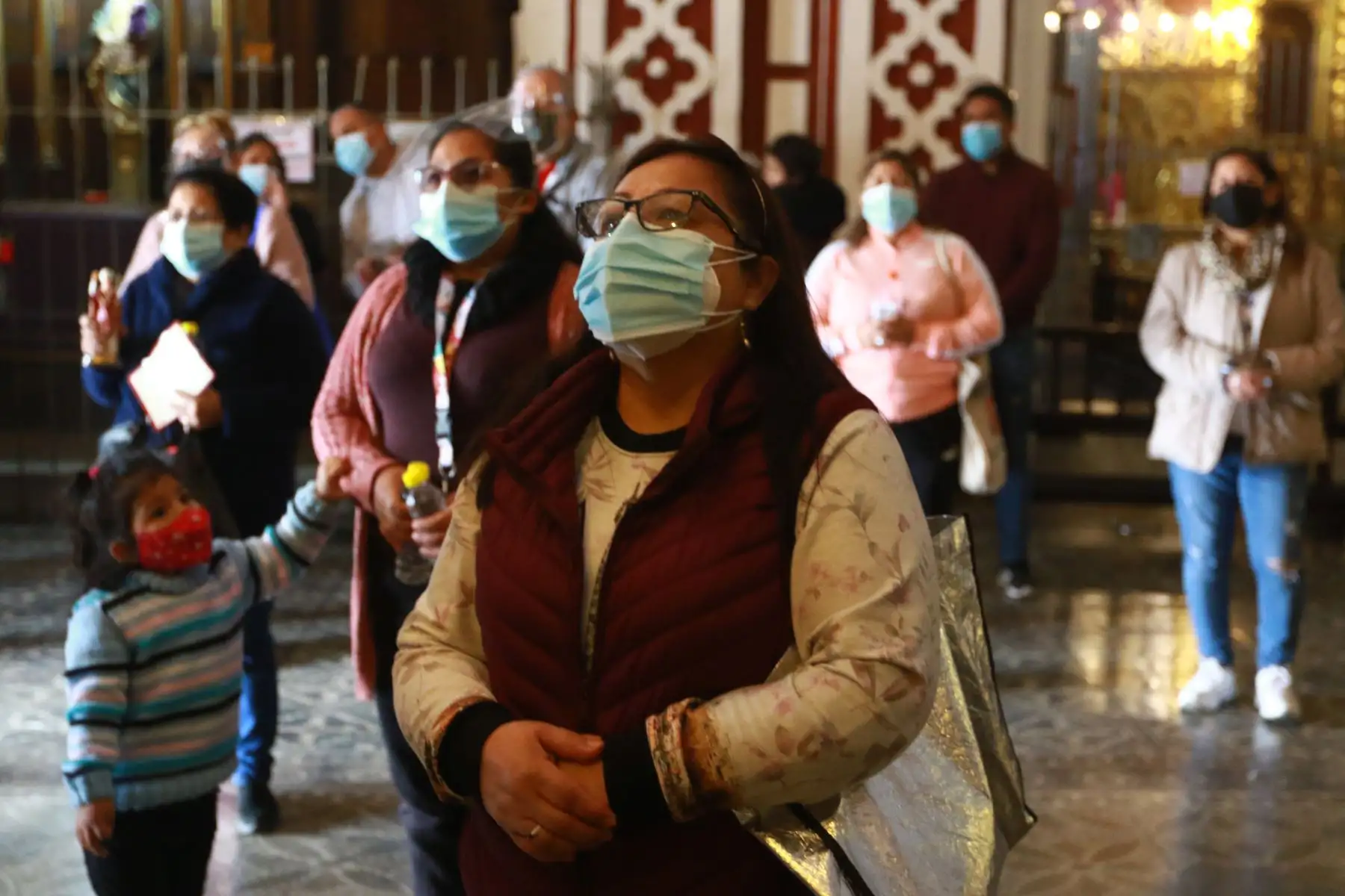 Devotos de San Judas Tadeo asisten a la Iglesia de San Francisco por su día. Foto: ANDINA/Jhonel Rodríguez
