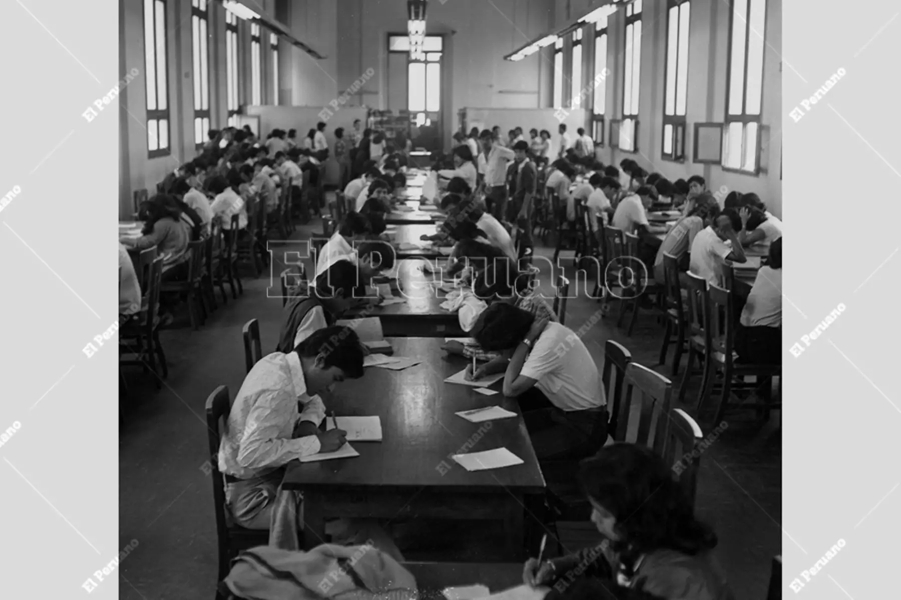 Lima - 23 julio 1983. Sala de lectura de la Biblioteca Nacional del Perú.  Foto: Archivo Histórico de El Peruano