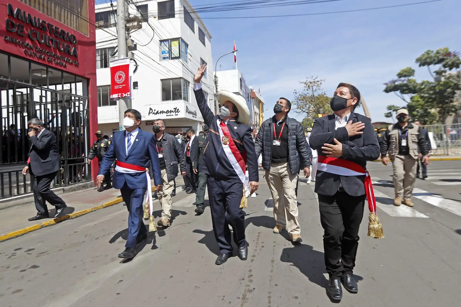 El presidente de la República, Pedro Castillo, participa en 92° aniversario de la reincorporación de Tacna. Foto: Presidencia