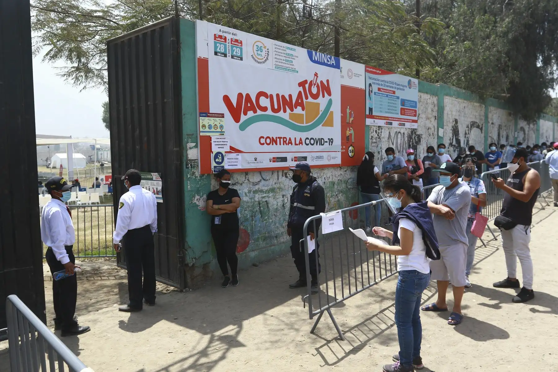 Así de desarrolla el sexto Vacunatón en el Estadio Pachacutec, en Chaclacayo. Foto: ANDINA/Jhonel Rodríguez Robles