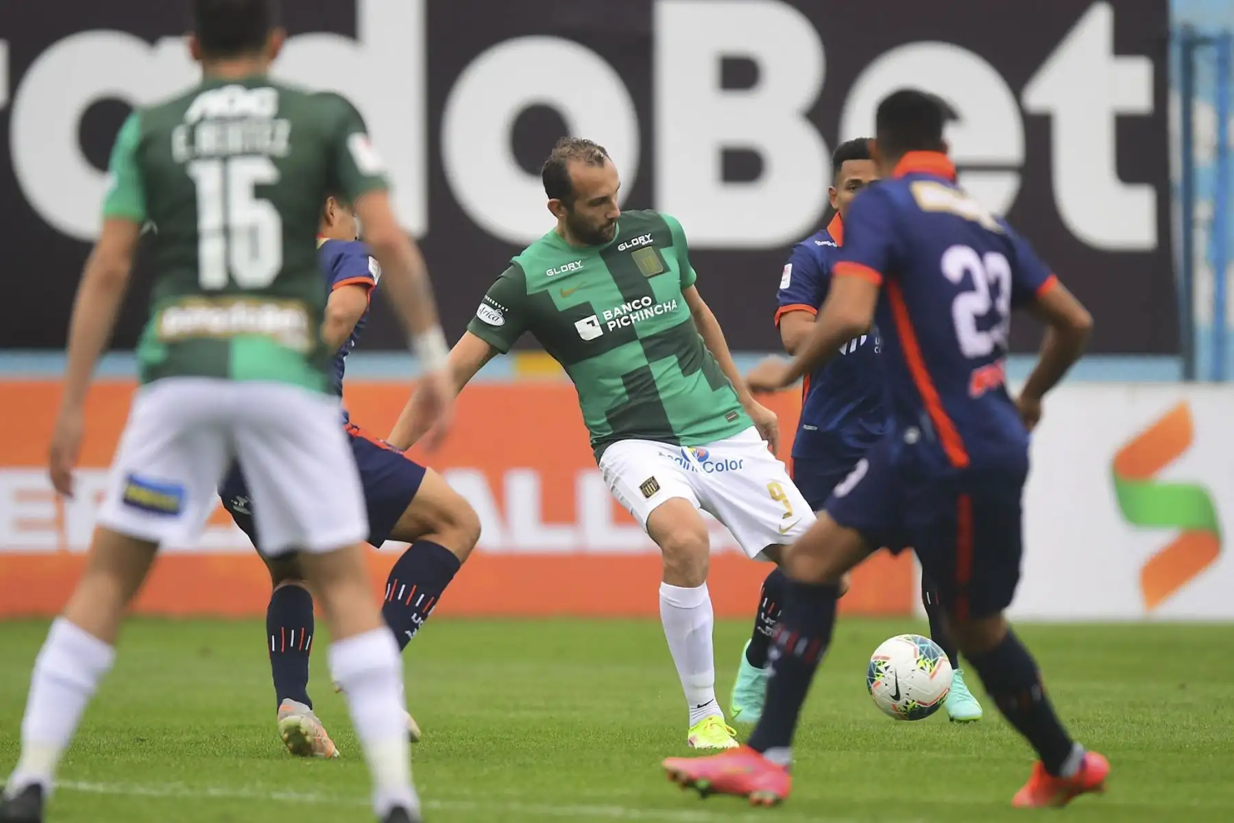 Alianza Lima gana 1 a 0 a Universidad César Vallejo en un partido de la Fase 2 de la Liga 1. Con este resultado la blanquiazul  amplió su ventaja y queda líder del campeonato clausura. Foto: La Liga