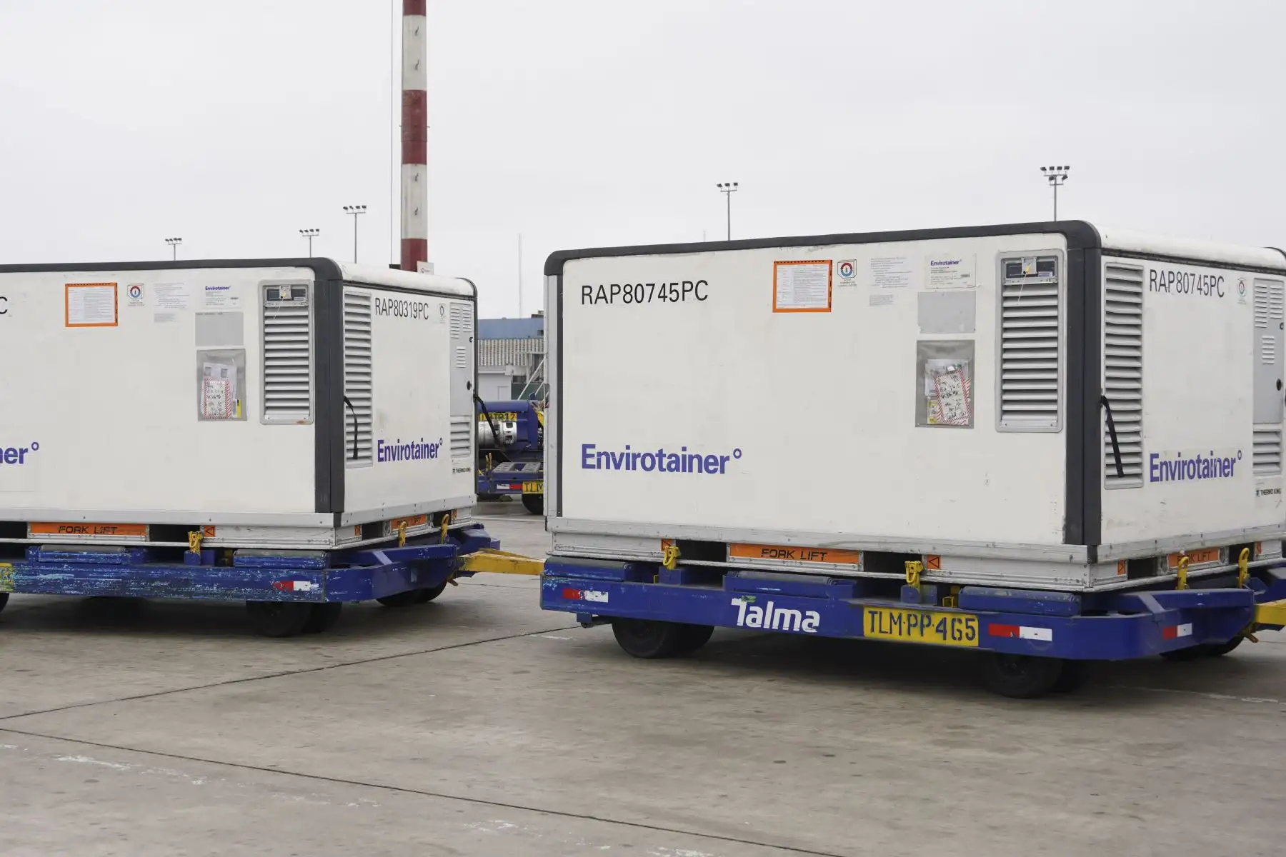 Viceministros de salud reciben un nuevo lote de un millón de vacunas contra la Covid-19 en el Aeropuerto Internacional Jorge Chávez, para continuar con el proceso de vacunación a nivel nacional, ante una tercera ola. Foto: ANDINA/Minsa