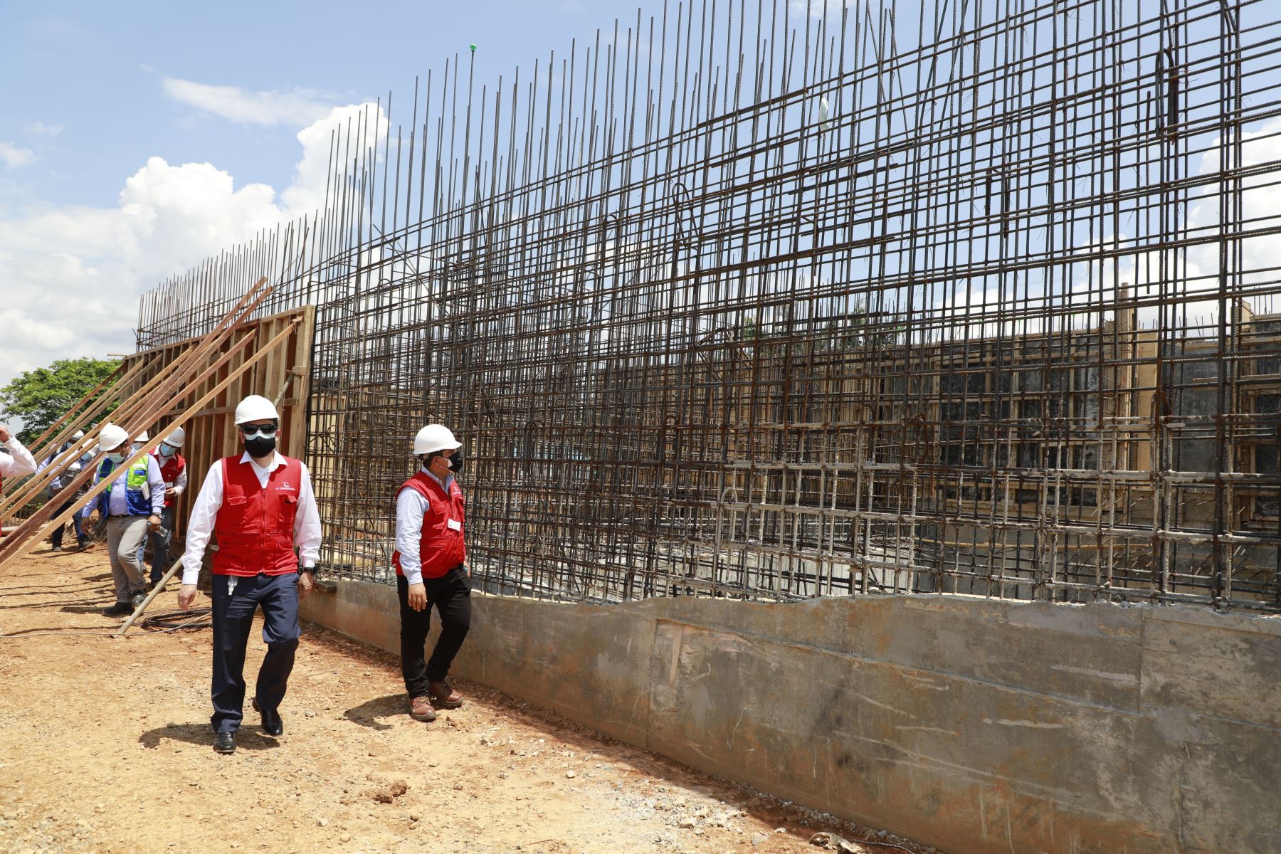 Loreto Contralor A Supervis Obras De Agua Potable Y Saneamiento En Nauta Galer A Fotogr Fica