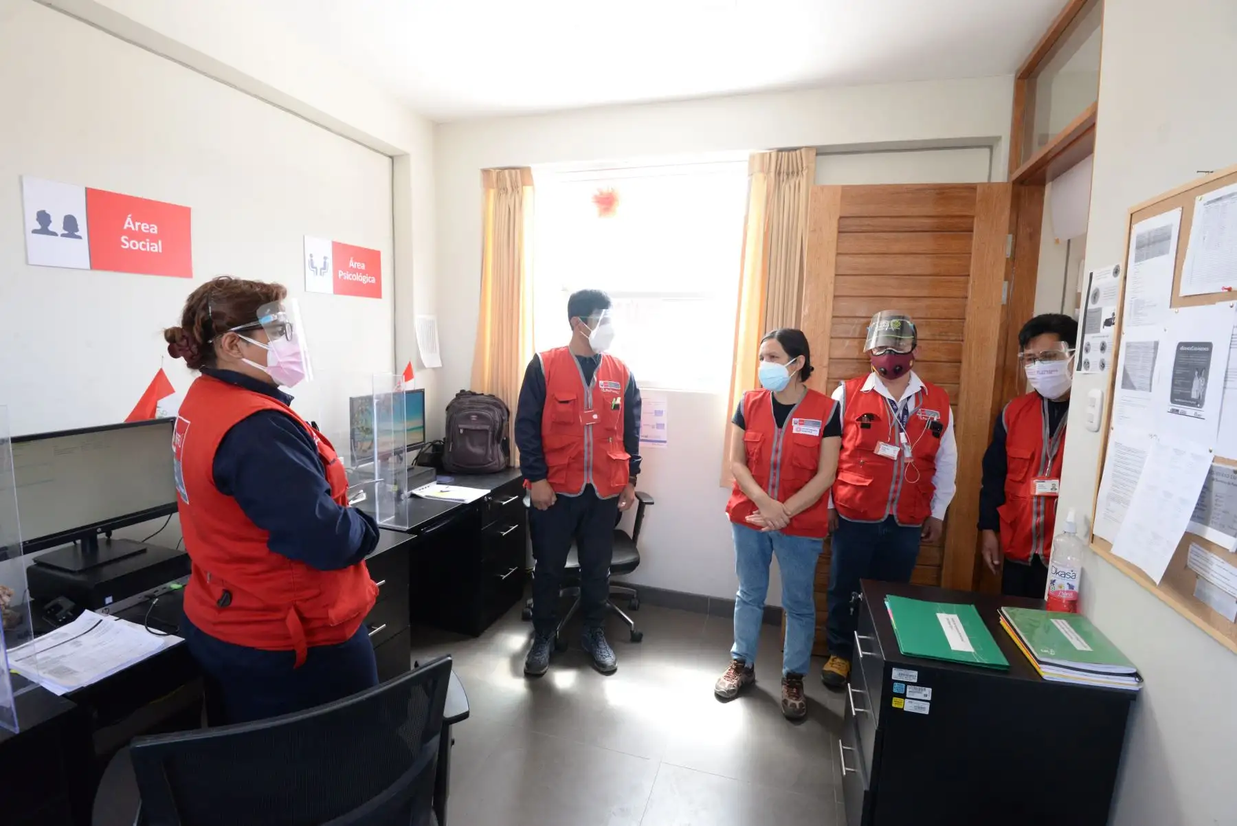 La ministra de la Mujer y Poblaciones Vulnerables, Anahí Durand realiza una visita de trabajo al Centro Emergencia Mujer (CEM) Miguel Grau, ubicado en el distrito de Paucarpata, en Arequipa.
Foto: MIMP