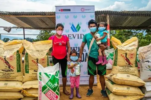 Los insumos permitirán una mejor producción de café de 1,035 familias caficultoras del norte del Vraem. Foto: ANDINA/Devida