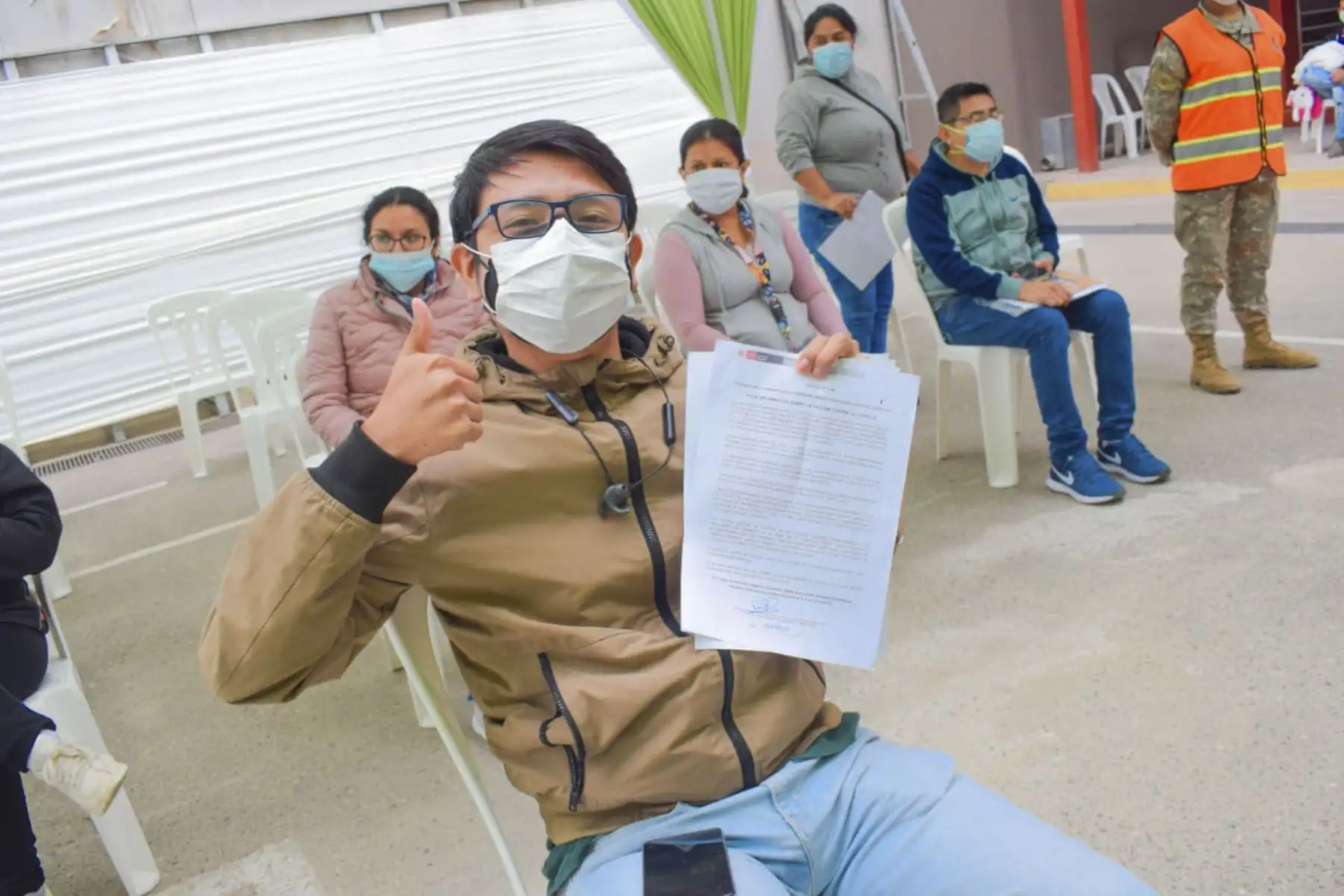 Continúa vacunación para personas de 32 años a más en la región de Piura, serán inmunizadas contra la covid-19.  Nuevas estrategias de protección contra el virus como más puntos de inmunización y horarios de atención extendido en algunas regiones se irán implementando en el transcurso de los días. Foto: ANDINA/Minsa