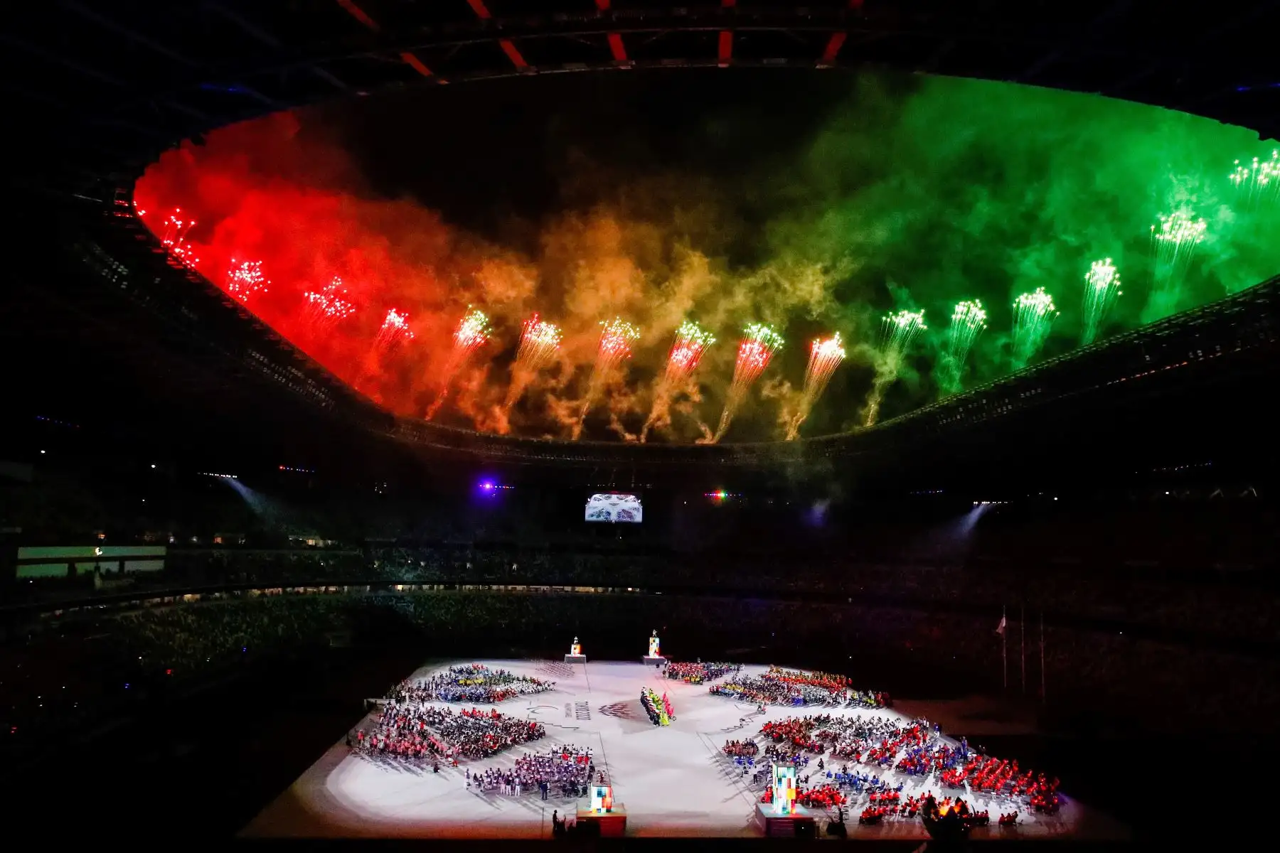 Vista general de la ceremonia de clausura de los Juegos Paralímpicos de Tokio 2020. Foto: EFE