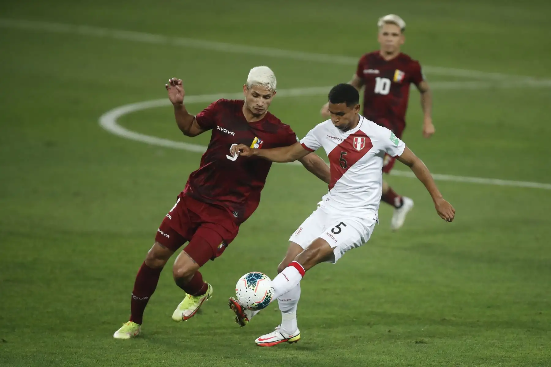 Perú derrota 1 a 0 a Venezuela en el Estadio Nacional por las Eliminatorias Qatar 2022 por la Copa del Mundo.  Foto: ANDINA/Juan Carlos Guzmán