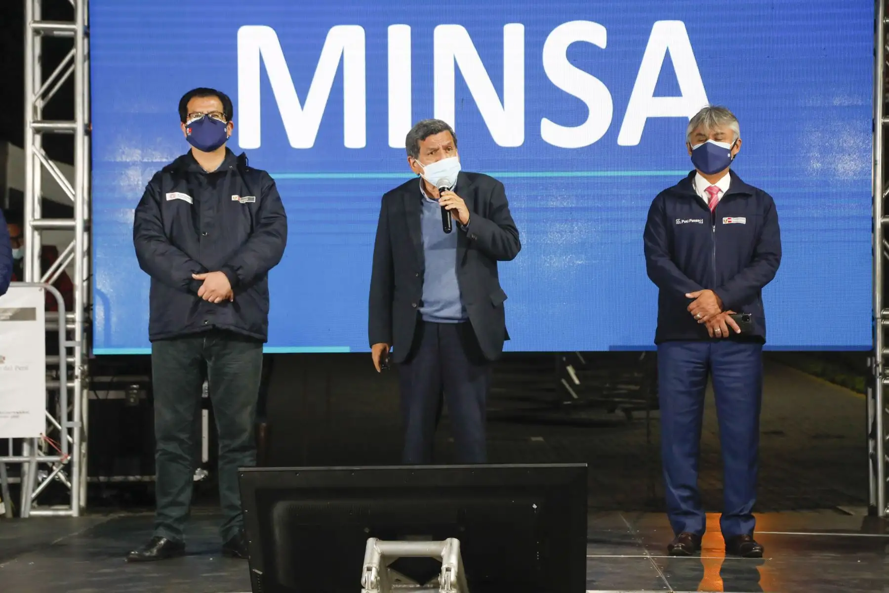 En el centro de vacunación del Parque de la Exposición, el ministro Cevallos participó del cierre del séptimo Vacunatón desarrollado en Lima Metropolitana y 12 regiones se aplicaron 601 747 dosis, superándose la meta establecida. Foto: ANDINA/Minsa
