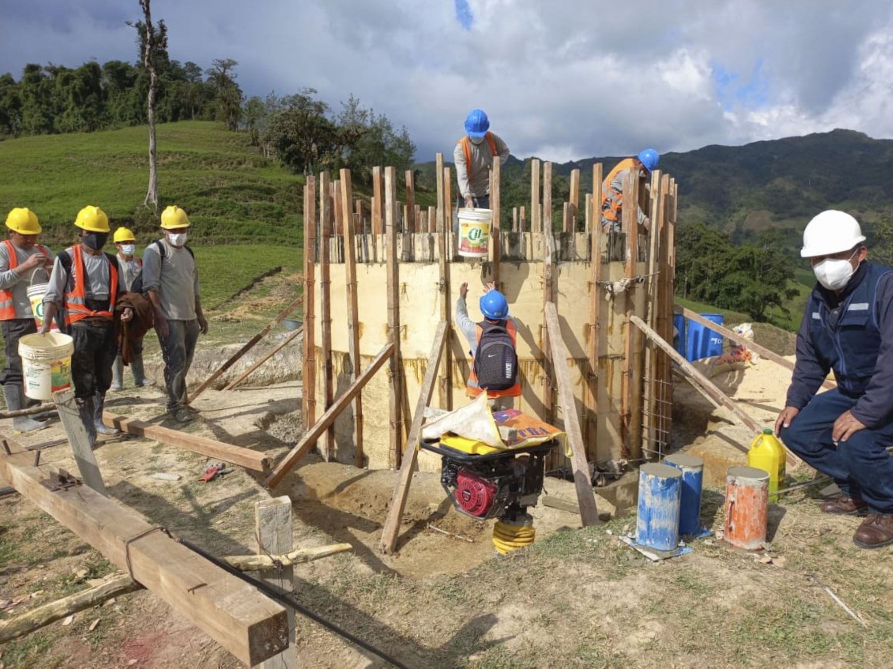 Cajamarca: Ministerio de Vivienda inicia obras de agua y saneamiento rural en Cutervo