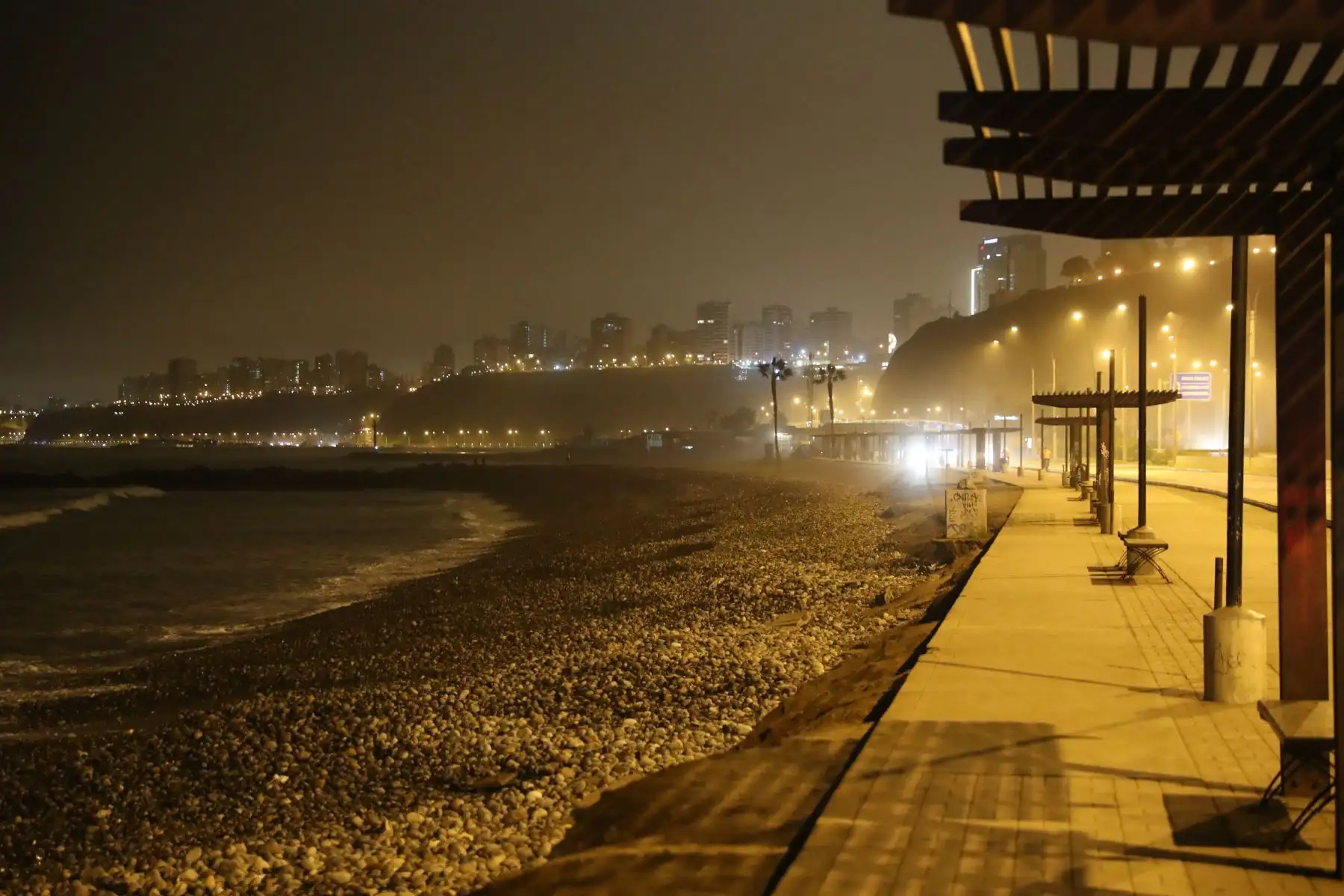Desde este lunes 6 de setiembre, el toque de queda en Lima Metropolitana y Callao inicia desde la 01:00 a.m. hasta las 4:00 a.m., según Decreto Supremo publicado este sábado por el Ejecutivo. Foto: ANDINA/Carla Patiño Ramírez