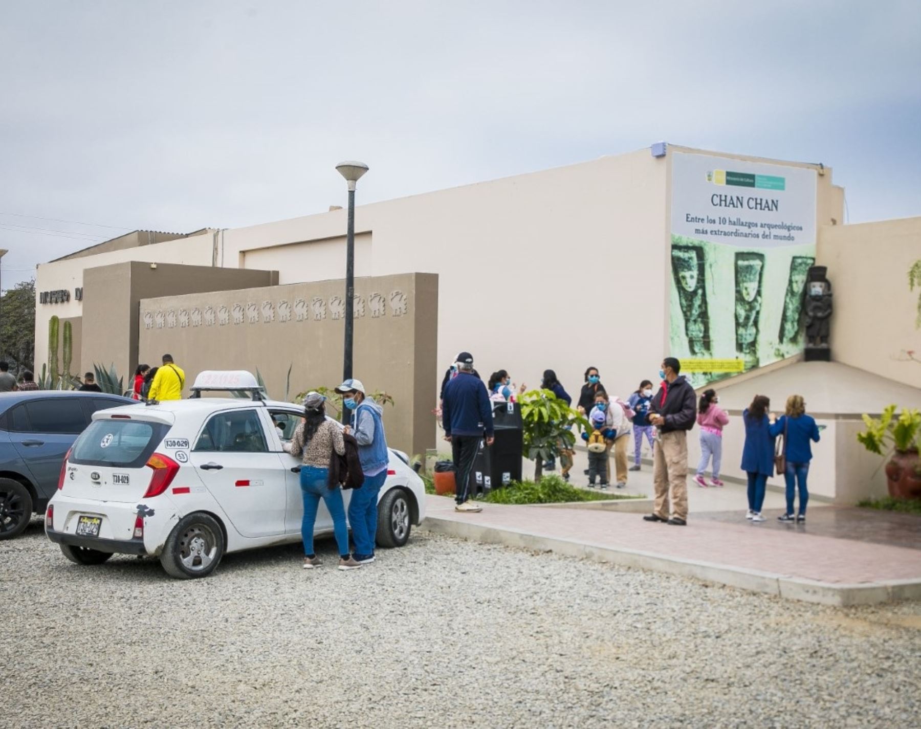 Cerca de 1,000 visitantes disfrutaron de atractivo programa cultural en el complejo arqueológico Chan Chan, en Trujillo, como parte de las actividades del programa Museos Abiertos del Ministerio de Cultura. ANDINA/Difusión