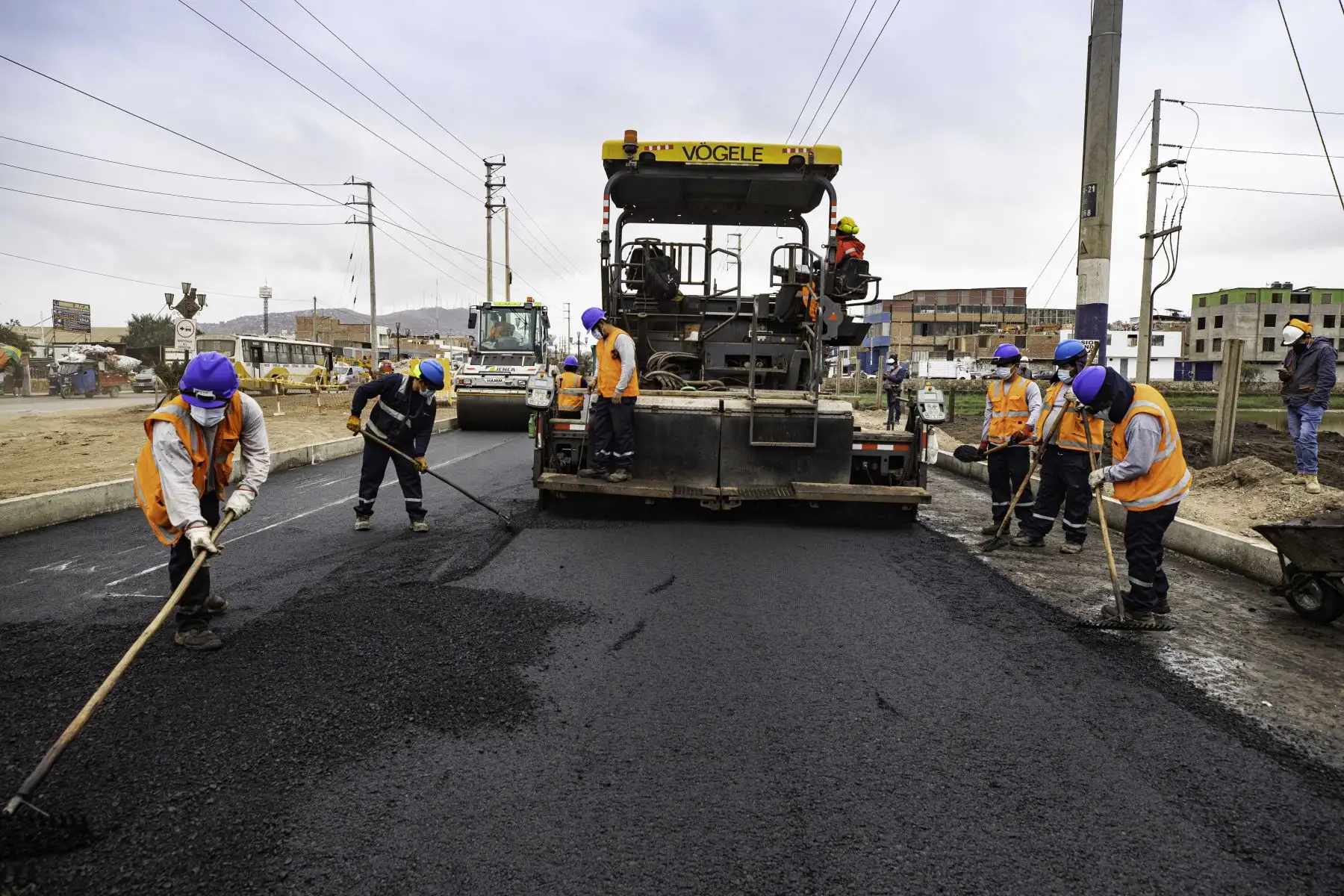 Jorge Muñoz Alcalde de la Municipalidad de Lima, supervisa avance de las obras de mejoramiento de la Av. Defensores del Morro en Chorrillos.
Foto: ANDINA/Municipalidad de Lima Jorge Muñoz Alcalde de la Municipalidad de Lima, supervisa avance de las obras de mejoramiento de la Av. Defensores del Morro en Chorrillos.
Foto: ANDINA/Municipalidad de Lima