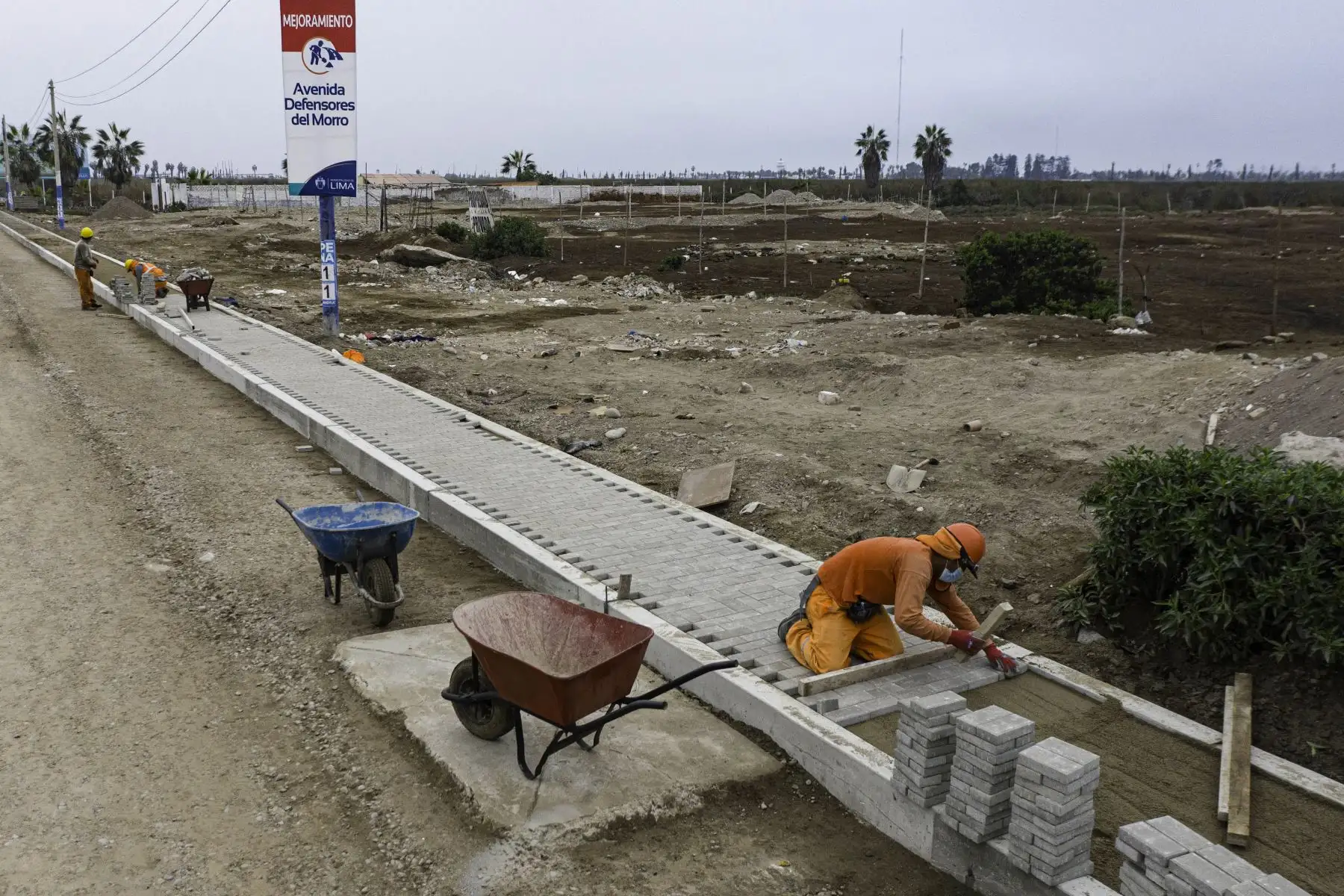 Jorge Muñoz Alcalde de la Municipalidad de Lima, supervisa avance de las obras de mejoramiento de la Av. Defensores del Morro en Chorrillos.
Foto: ANDINA/Municipalidad de Lima Jorge Muñoz Alcalde de la Municipalidad de Lima, supervisa avance de las obras de mejoramiento de la Av. Defensores del Morro en Chorrillos.
Foto: ANDINA/Municipalidad de Lima