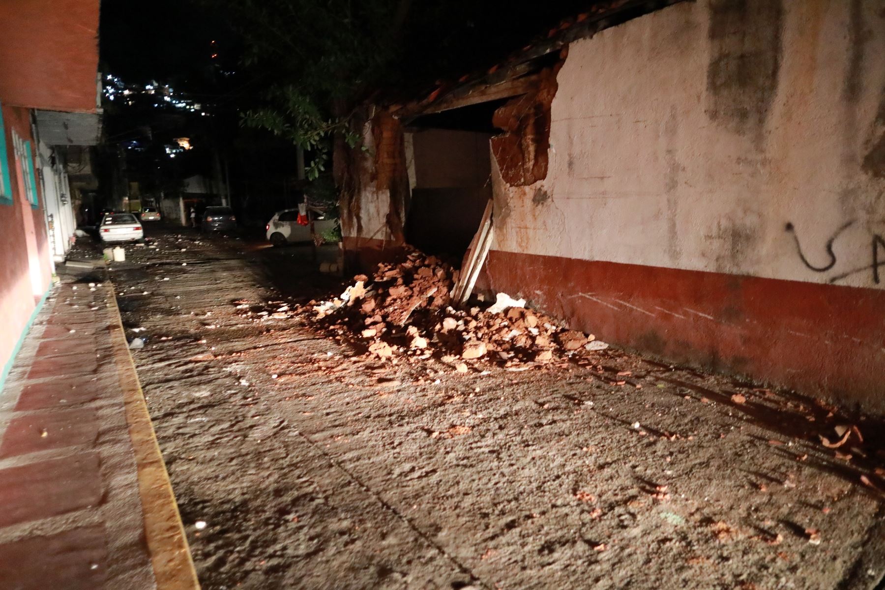 Un sismo de magnitud 7,1 sacudió este martes el centro y sur de México, sin que hasta ahora se reporten víctimas o daños materiales. EFE/David Guzmán