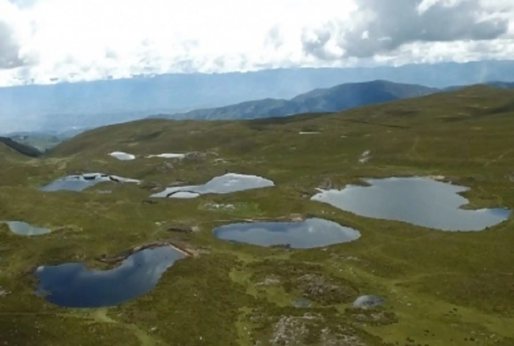 Perú apuesta por la siembra y cosecha de agua como estrategia para garantizar su seguridad hídrica y su sostenibilidad agropecuaria y alimentaria. Foto: Fondo Sierra Azul.