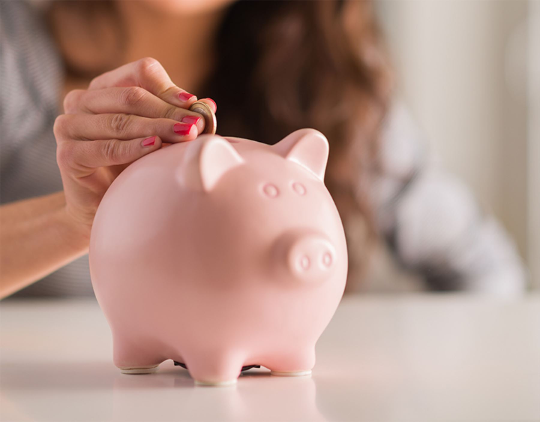 Finanzas personales: cómo enseñarles a tus hijos a ahorrar