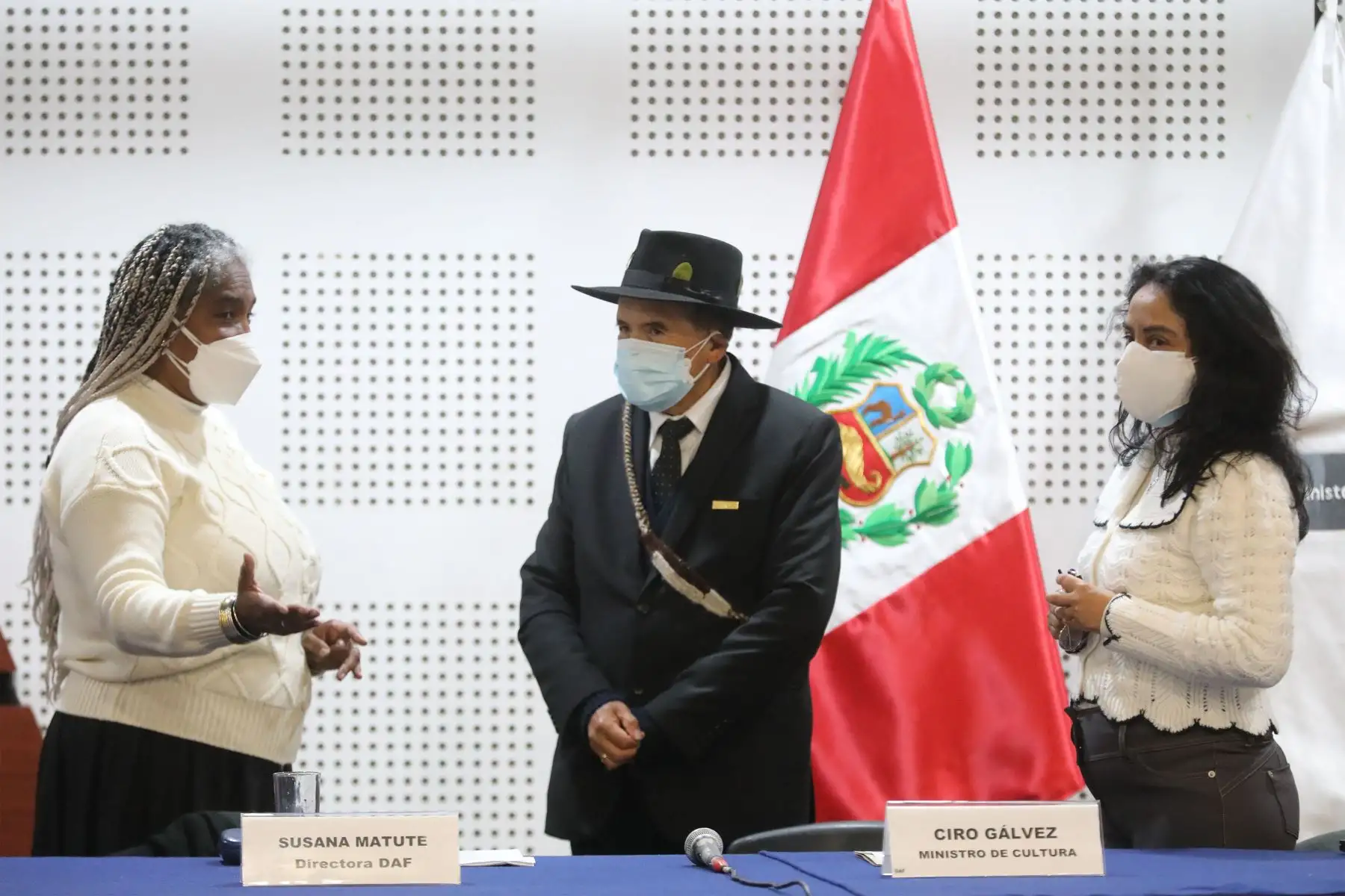 El ministro de Cultura, Ciro Gálvez  participa en la sesión de la GTPA en el marco de la consulta pública de la política nacional del pueblo afroperuano.
Foto: ANDINA/Andrés Valle