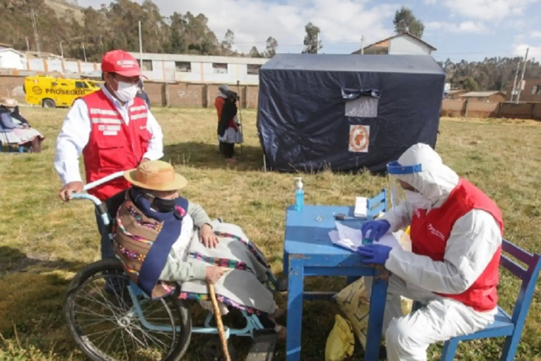 El proceso de pago de Yanapay Perú iniciará mañana lunes 13 de setiembre, con el Grupo 1 integrado por personas usuarias de los programas sociales Pensión 65, Juntos y Contigo. ANDINA/Difusión