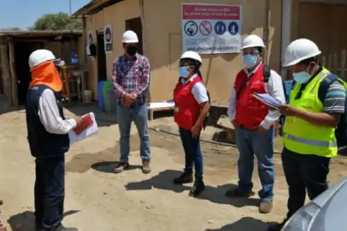 Monitores Ciudadanos de Control, acreditados por la Contraloría General, acompañan a los auditores en las visitas a obras que suman casi S/ 10 millones en diferentes localidades de la región para verificar la implementación del plan covid-19.