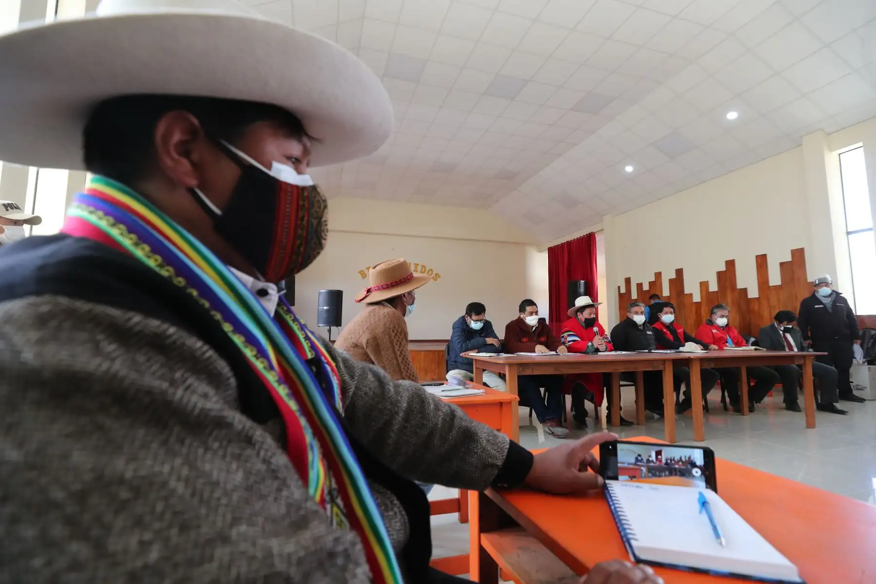 Titular de la PCM, Guido Bellido, junto a ministros de Energía y Minas, Ambiente y autoridades del Ejecutivo, participaron de una reunión con 11 comunidades de Espinar (Cusco) para atender sus demandas respecto al proyecto minero "Antapaccay Expansión Tintaya - Integración Coroccohuayco". Foto: PCM