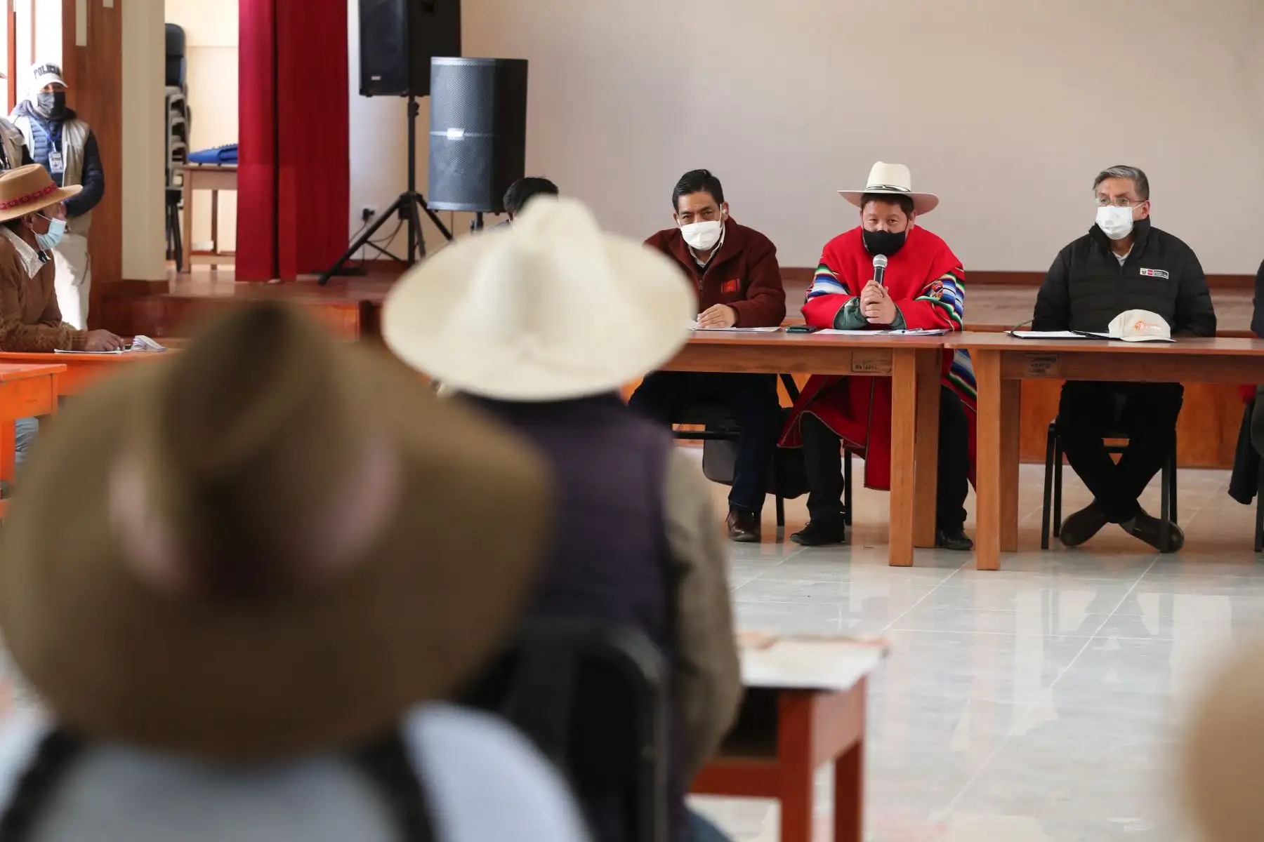 Titular de la PCM, Guido Bellido, junto a ministros de Energía y Minas, Ambiente y autoridades del Ejecutivo, participaron de una reunión con 11 comunidades de Espinar (Cusco) para atender sus demandas respecto al proyecto minero "Antapaccay Expansión Tintaya - Integración Coroccohuayco". Foto: PCM