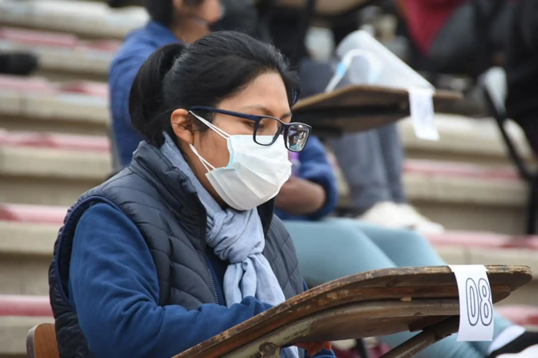 El Estadio de la UNMSM y varios ambientes abiertos de la Ciudad Universitaria, fueron el escenario de una nueva fecha del Examen de Admisión 2021 Modalidad Presencial, donde 8530 postulantes del área de Ciencias de la Salud buscan alcanzar una vacante a la Decana de América. Foto: Prensa UNMSM
