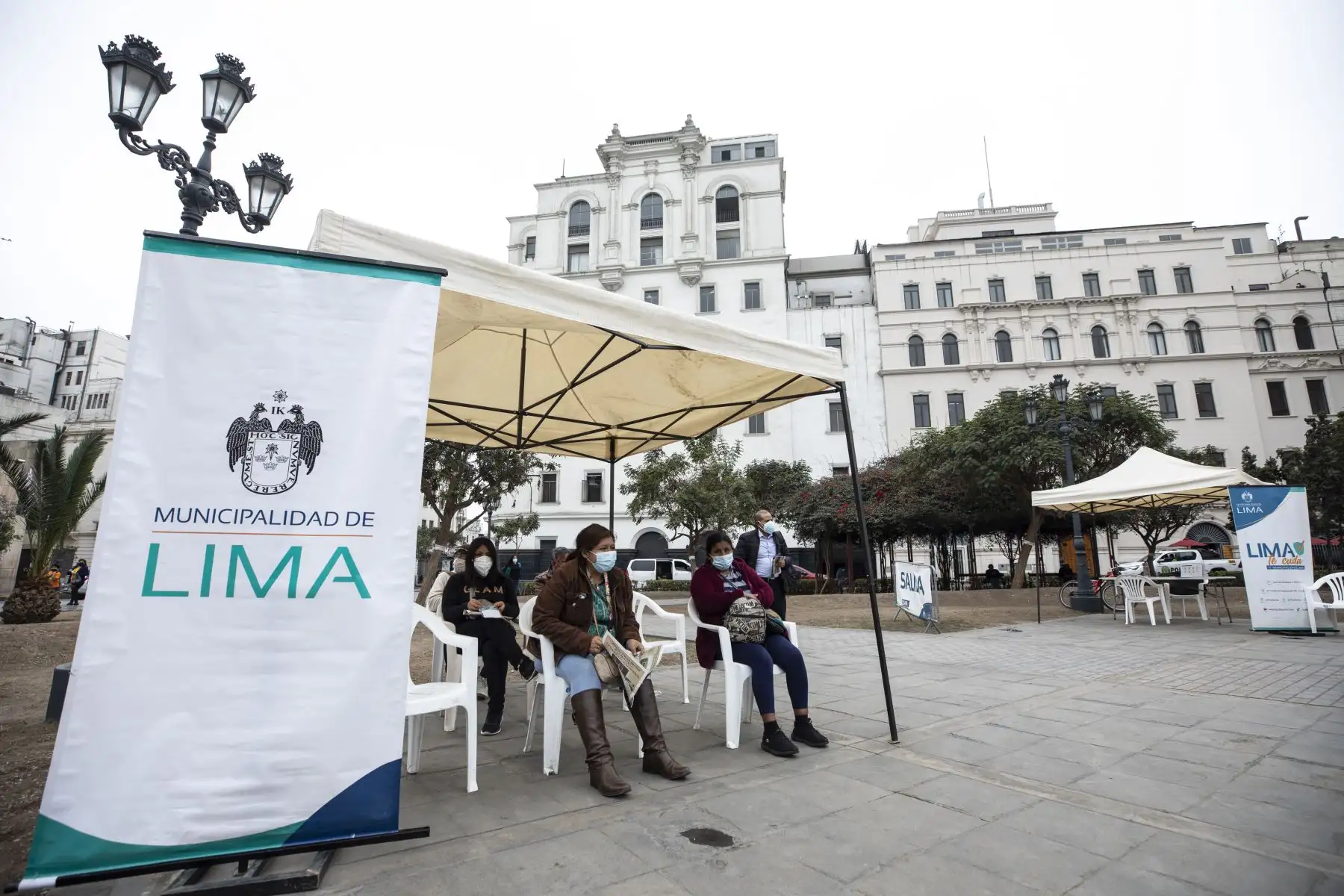 La Municipalidad de Lima realizó la campaña de salud Lima te Cuida en el Cercado de Lima donde realizaron descartes de covid-19. Foto: MML