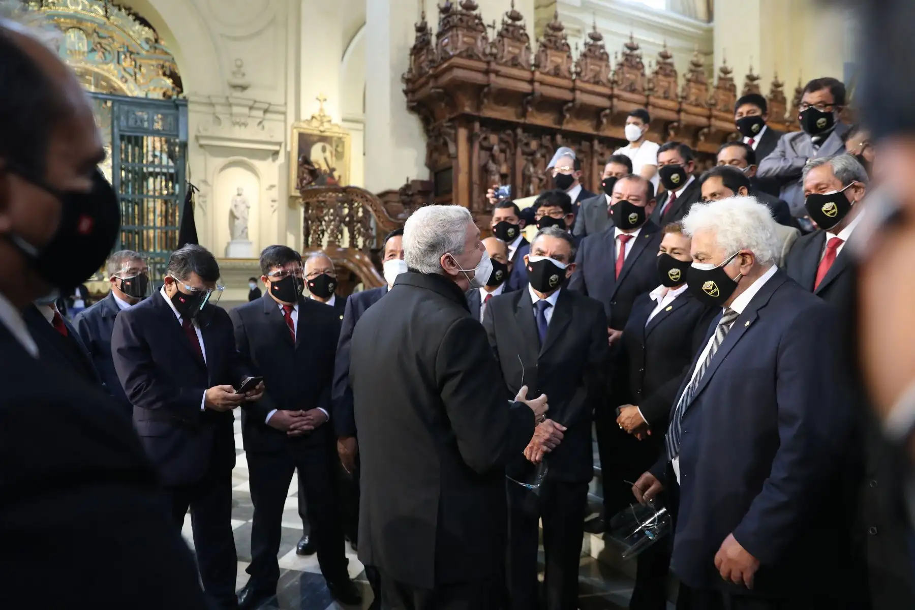 Los exmiembros del Grupo Especial de Inteligencia (GEIN), participaron en misa realizada en la Catedral de Lima, con motivo de cumplirse los 29 años de la captura del ahora fallecido Abimael Guzmán, cabecilla de la organización terrorista Sendero Luminoso. Foto: ANDINA/Carla Patiño