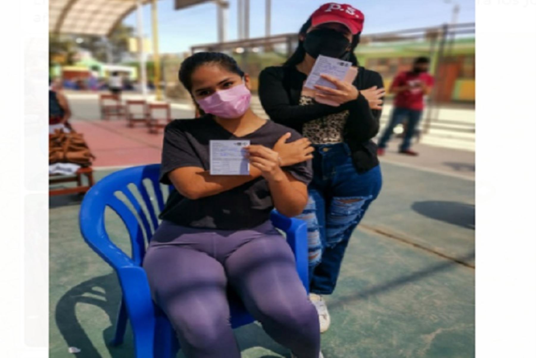 Covid-19: mayores de 18 años son vacunados en dos distritos de Áncash