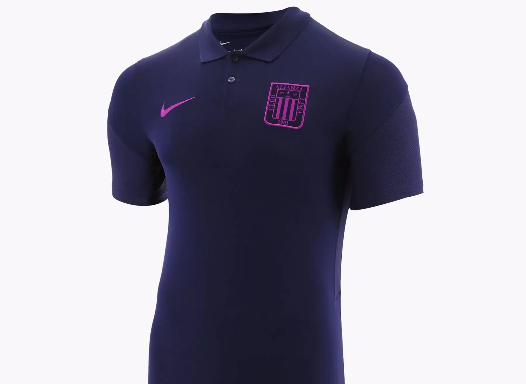 Alianza Lima presentó nueva camiseta que usará en octubre