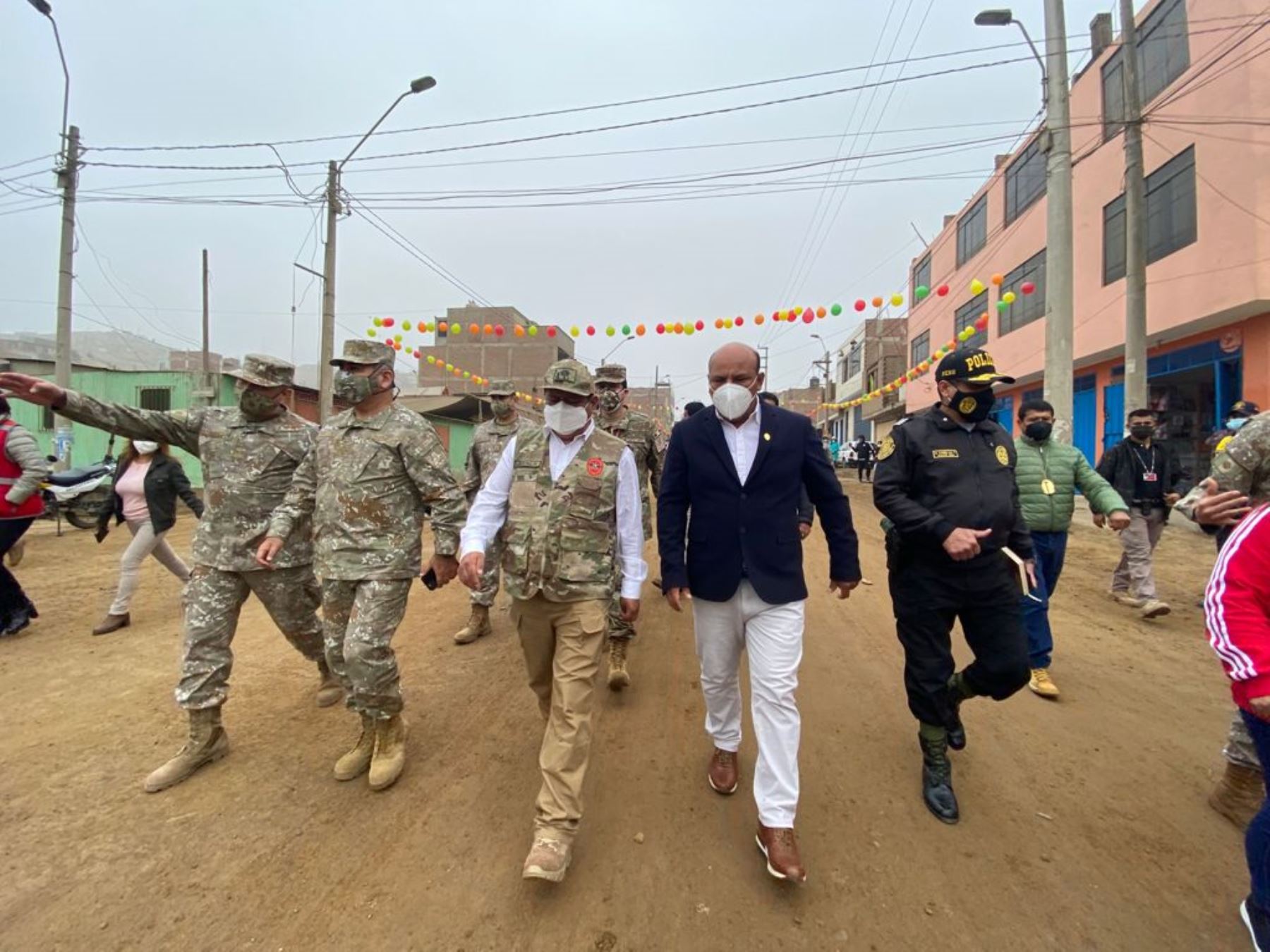Ministro de Defensa, Walter Gutiérrez, entregó esta mañana las obras de mejoramiento de vías carrozables ejecutadas por el Ejército en el distrito de Pachacámac,