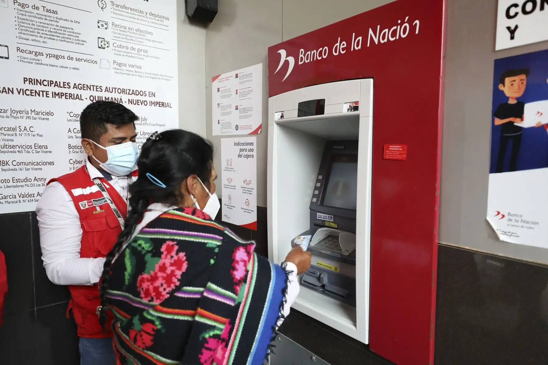 Titular del MIDIS, Dina Boluarte, supervisó en Cañete el pago del bono Yanapay Perú, apoyo económico individual a beneficiarios de Juntos que busca reactivar la economía de las familias vulnerables. Foto: ANDINA/Midis