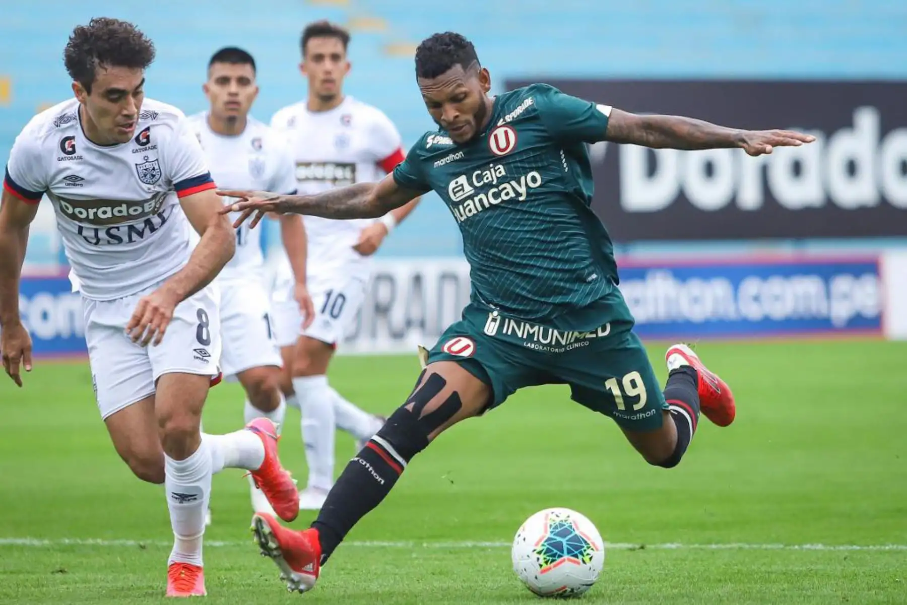 Universitario derrotó 2-0 a la Universidad San Martín en un encuentro por la Fase 2 de la Liga 1. Foto: Liga 1