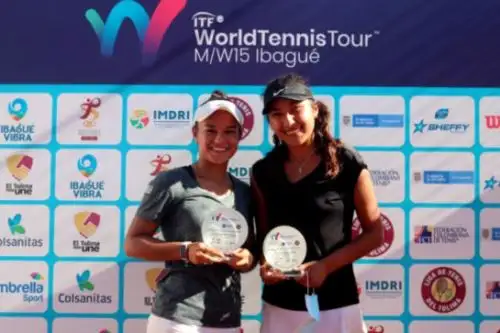 Romina Ccuno (derecha) también participará en la W25 de Medellín. Foto: ANDINA/IPD