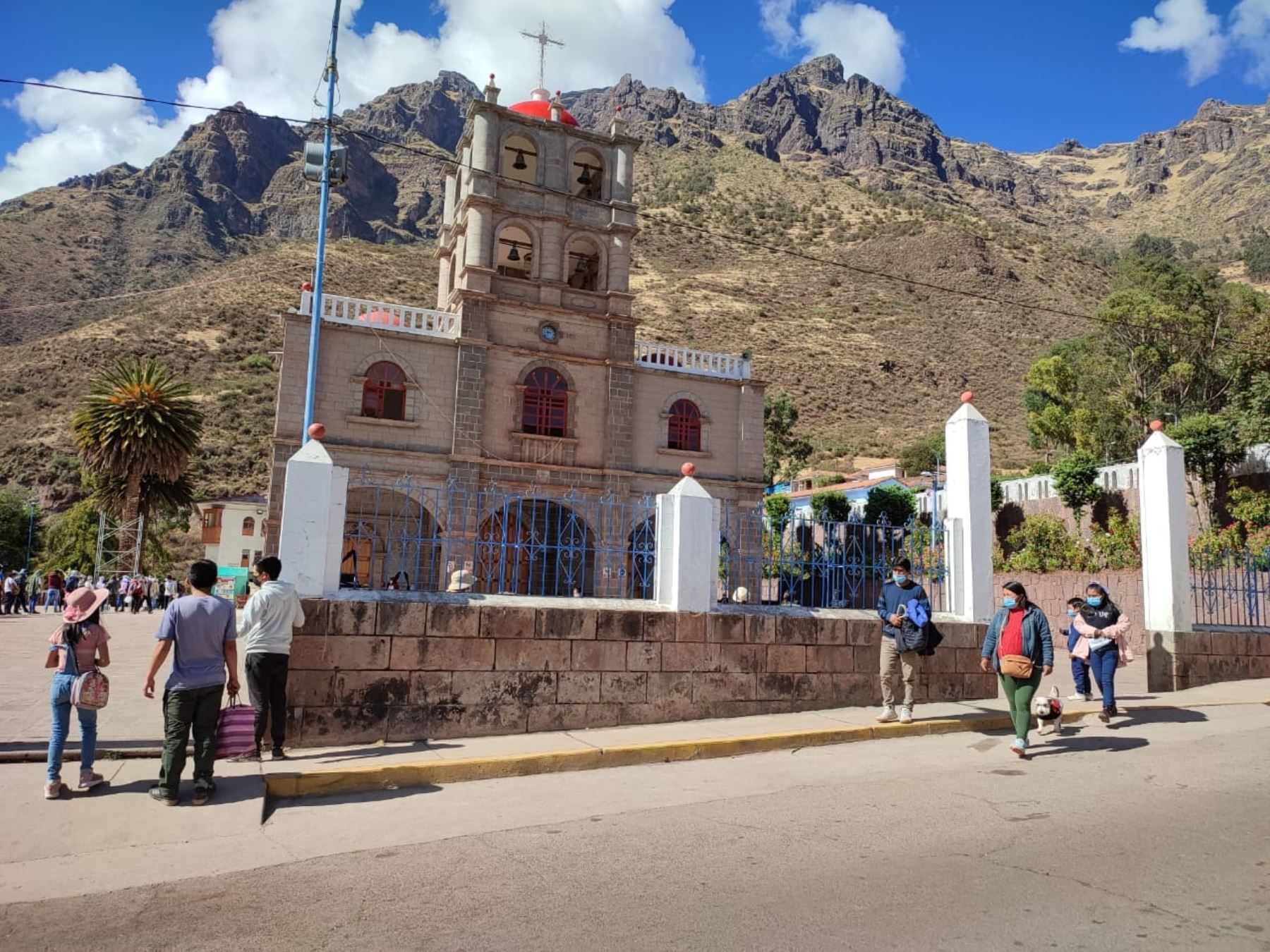 Cusco rendirá homenaje a las víctimas de la pandemia del covid-19 y celebrará una misa en el santuario del Señor de Huanca, en Calca, este domingo 19, con fotografías de los fallecidos. Foto: ANDINA/difusión.