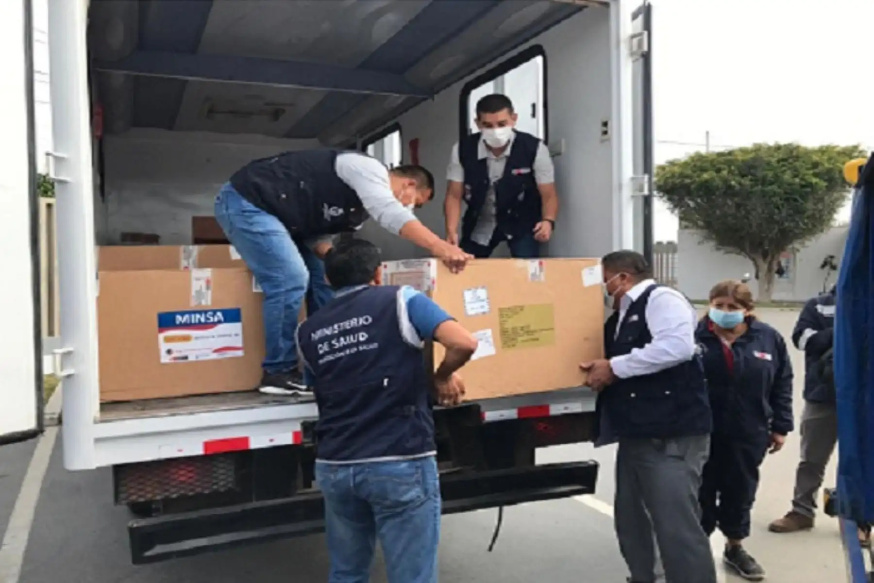 Las autoridades acordaron realizar operativos para evitar la venta de colas.