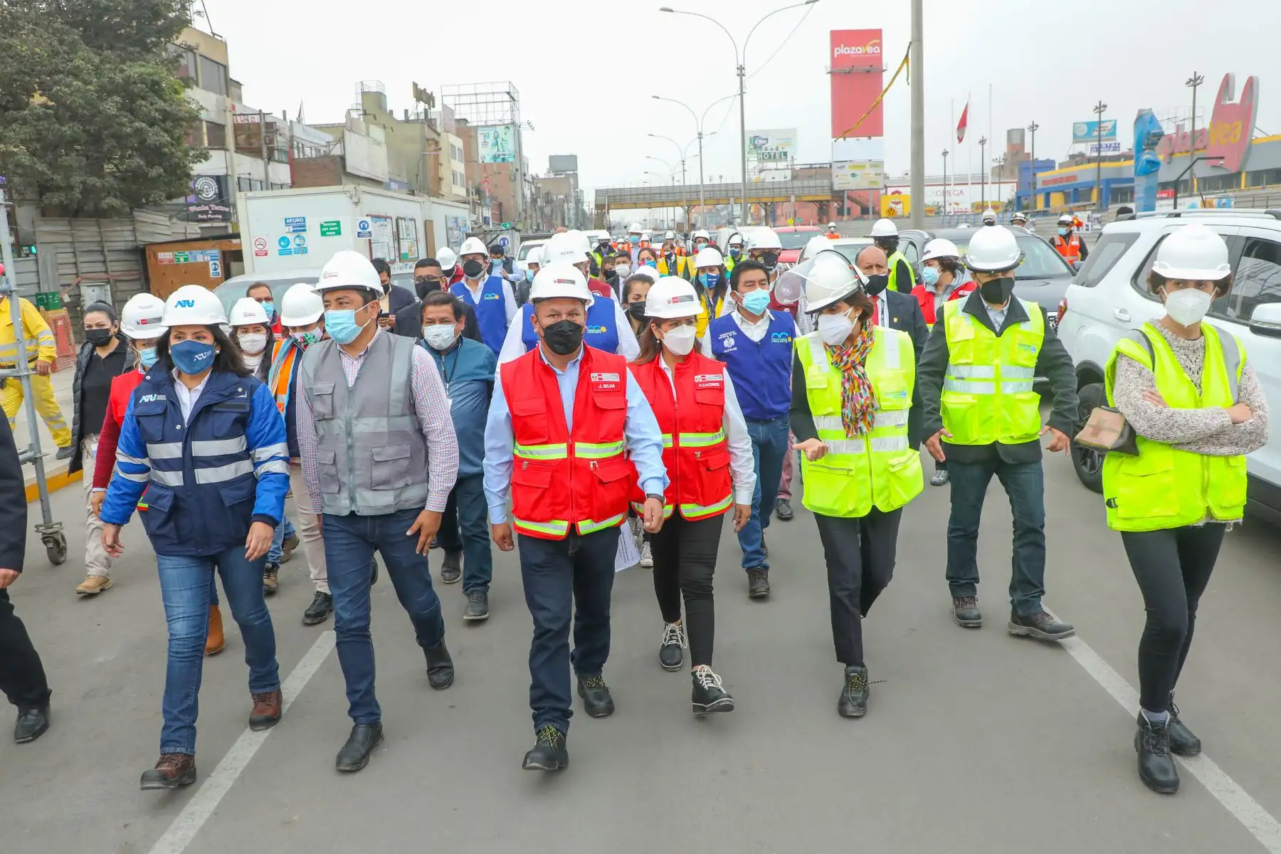 Ministro Juan Francisco Silva Villegas lideró comitiva integrada por la ATU, la Municipalidad Metropolitana de Lima y alcaldes de la Mancomunidad Lima Este. Foto: MTC