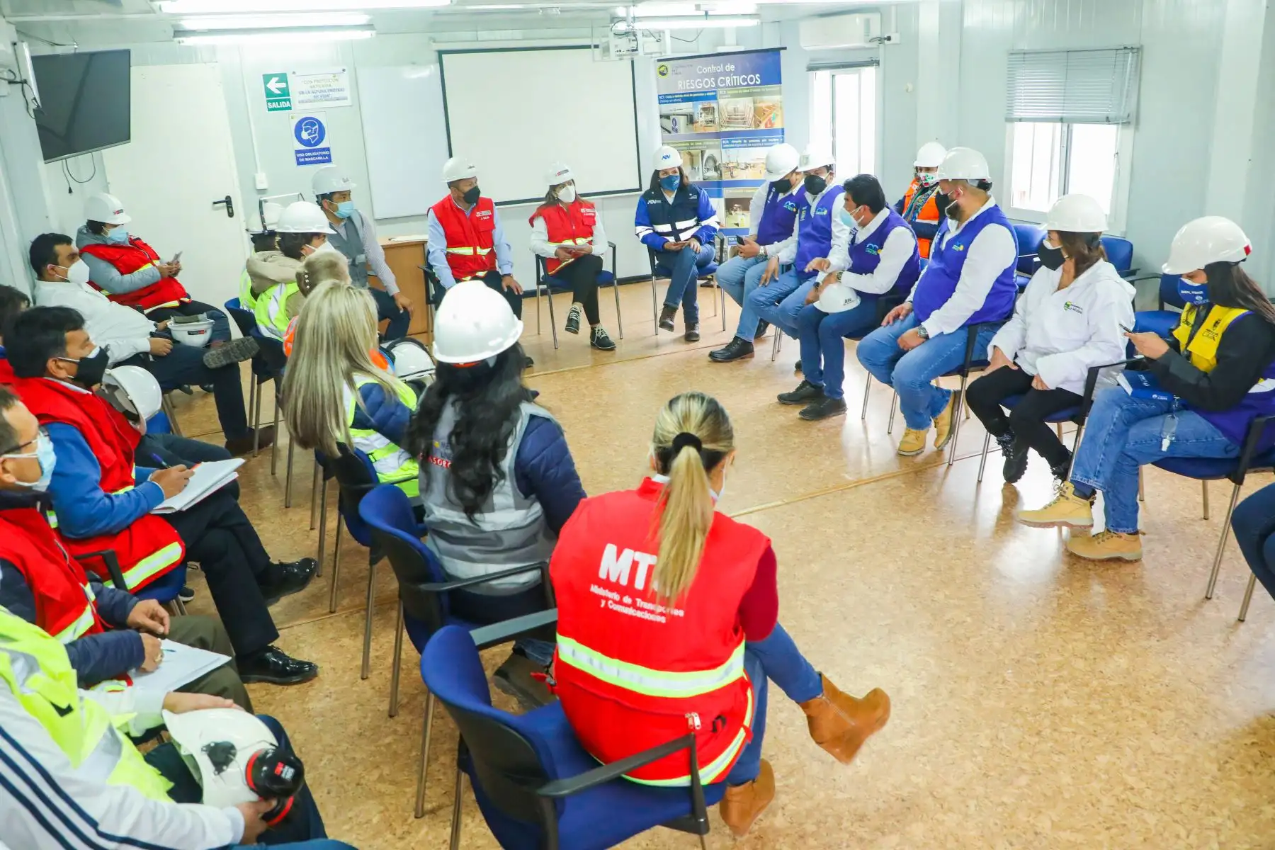 Ministro Juan Francisco Silva Villegas lideró comitiva integrada por la ATU, la Municipalidad Metropolitana de Lima y alcaldes de la Mancomunidad Lima Este. Foto: MTC