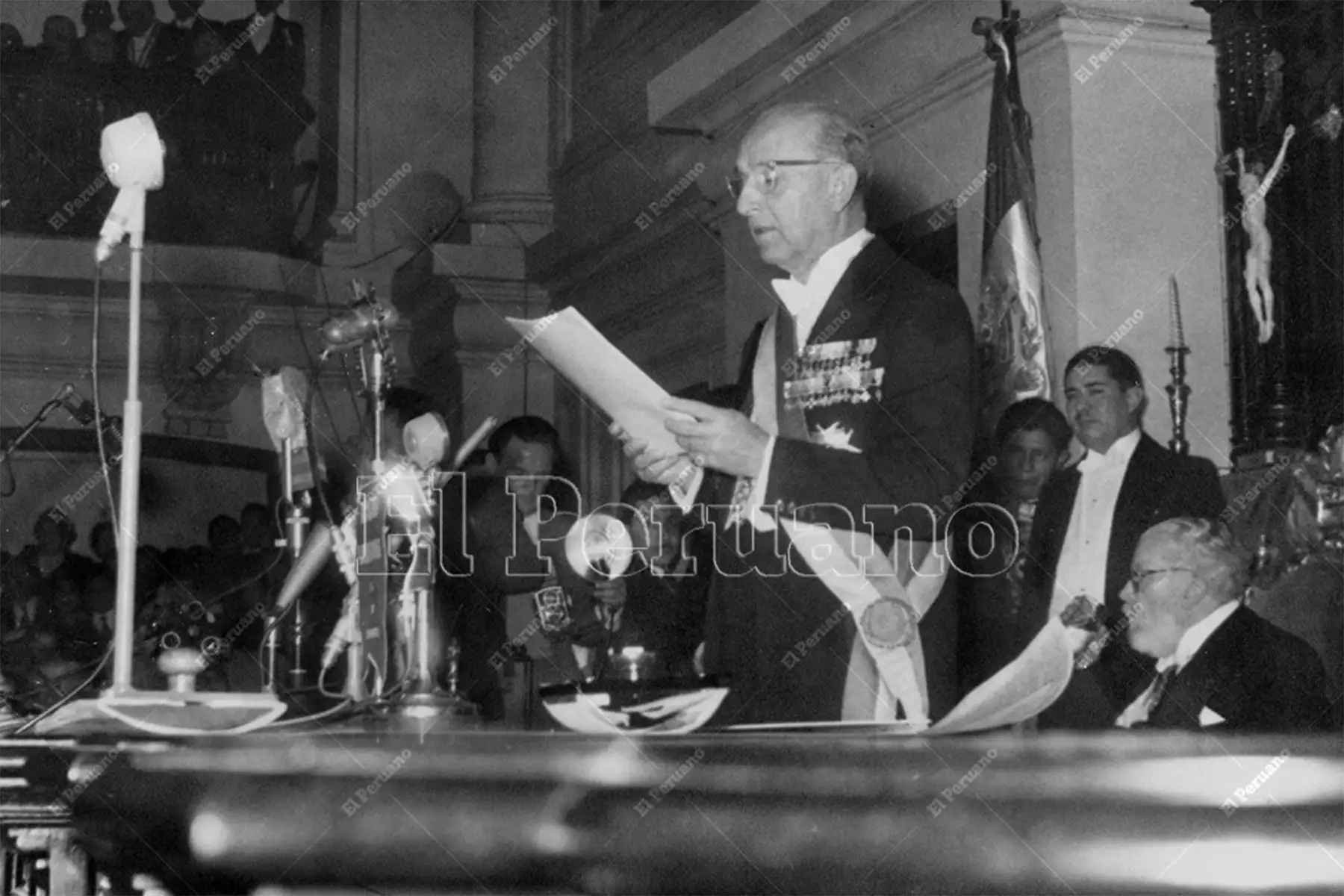 Lima - 28 julio 1956 / El doctor Manuel Prado y Ugarteche asume la presidencia de la República para el periodo 1956 - 1962. Mensaje a la Nación desde la histórica sala de la Cámara de Diputados del Congreso.
 Foto: Archivo Histórico de El Peruano
Foto: ANDINA/archivo
