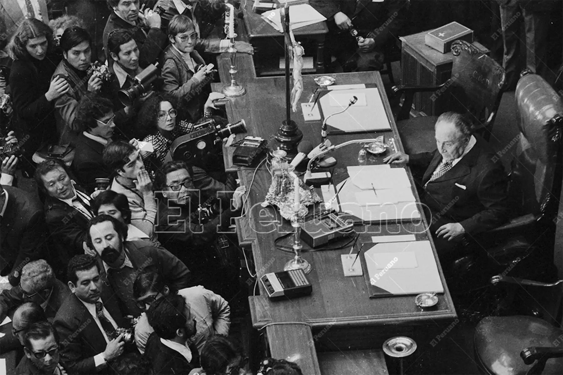 Lima - 18 de julio 1978 / Víctor Raúl Haya de la Torre, líder y fundador del Apra, presidiendo la Junta Preparatoria de la Asamblea Constituyente en el hemiciclo de la Cámara de Diputados del Congreso de la República. 
Foto: Archivo Histórico de El Peruano / Norman Córdova